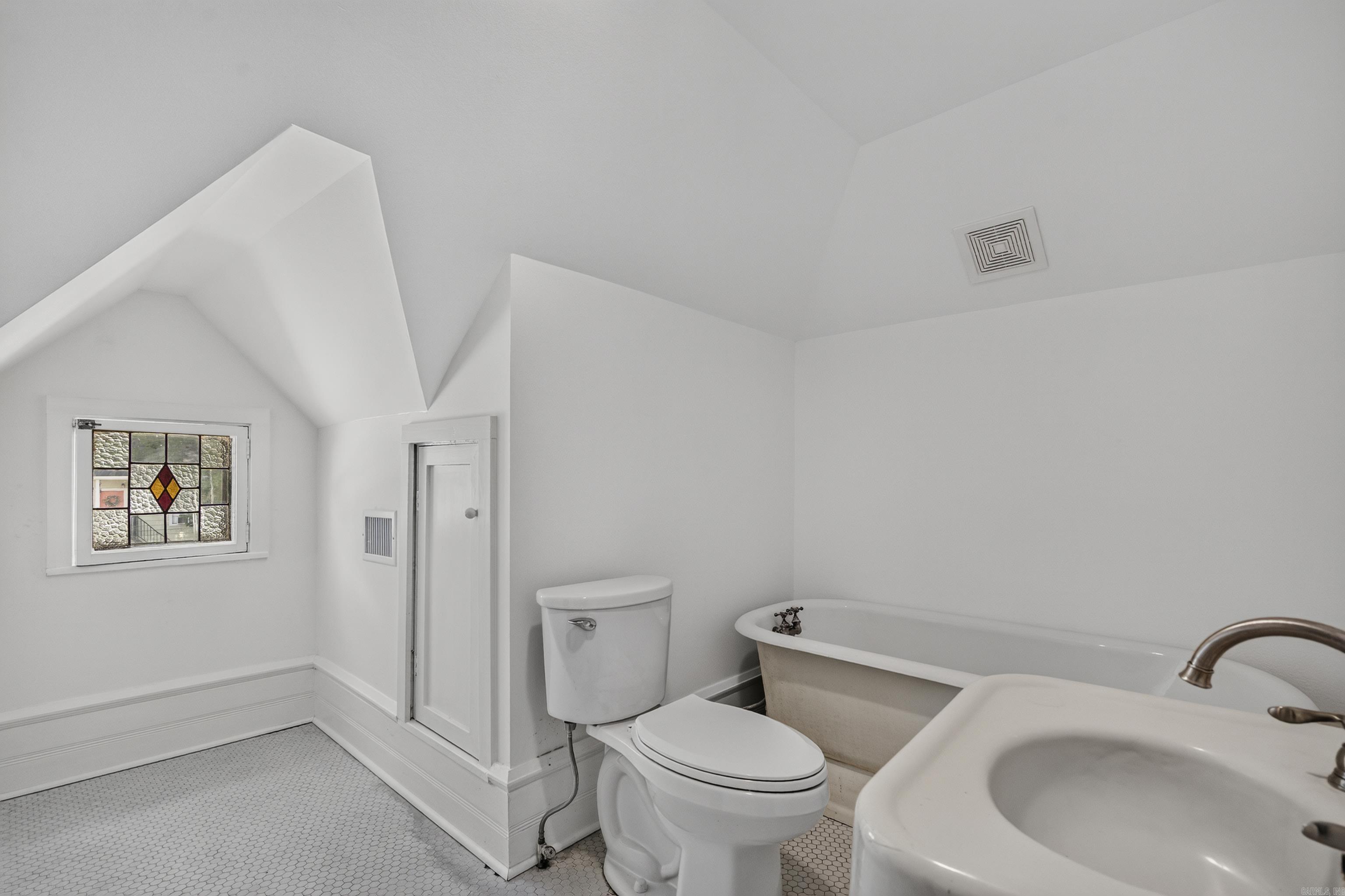492 Prospect Avenue Property Photo 43