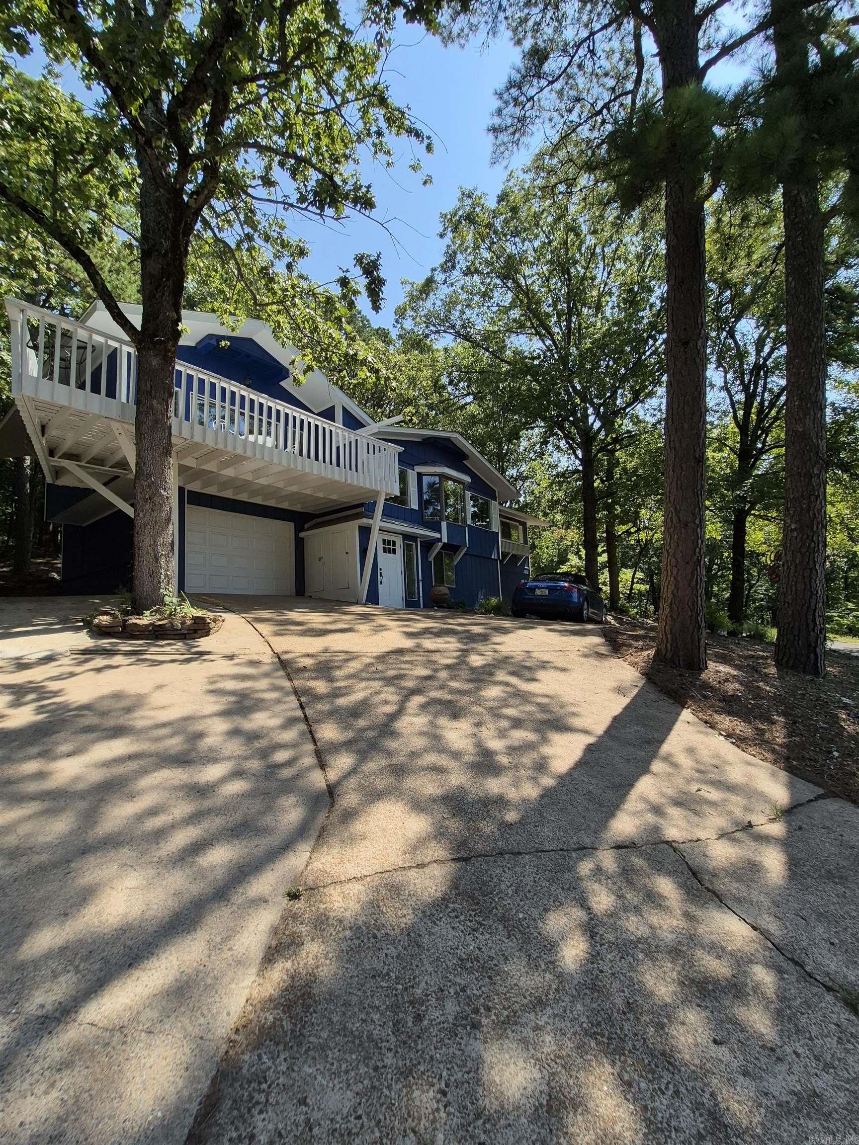 303 Timber Road Property Photo 2