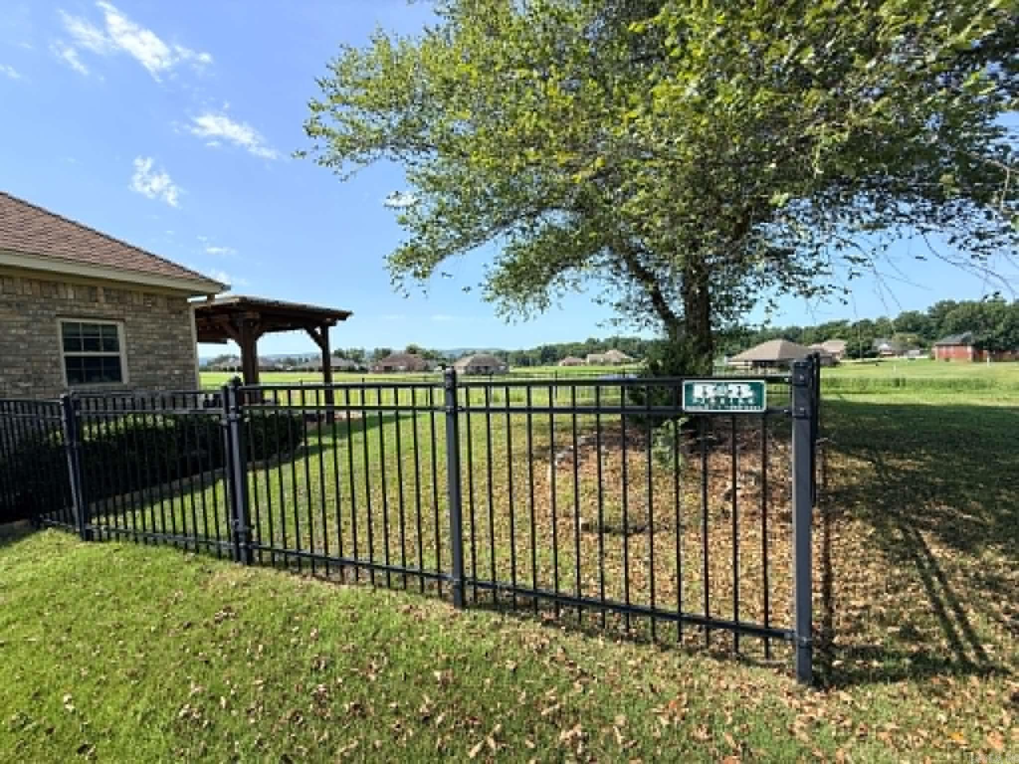 10080 Tate Lane Property Photo 23