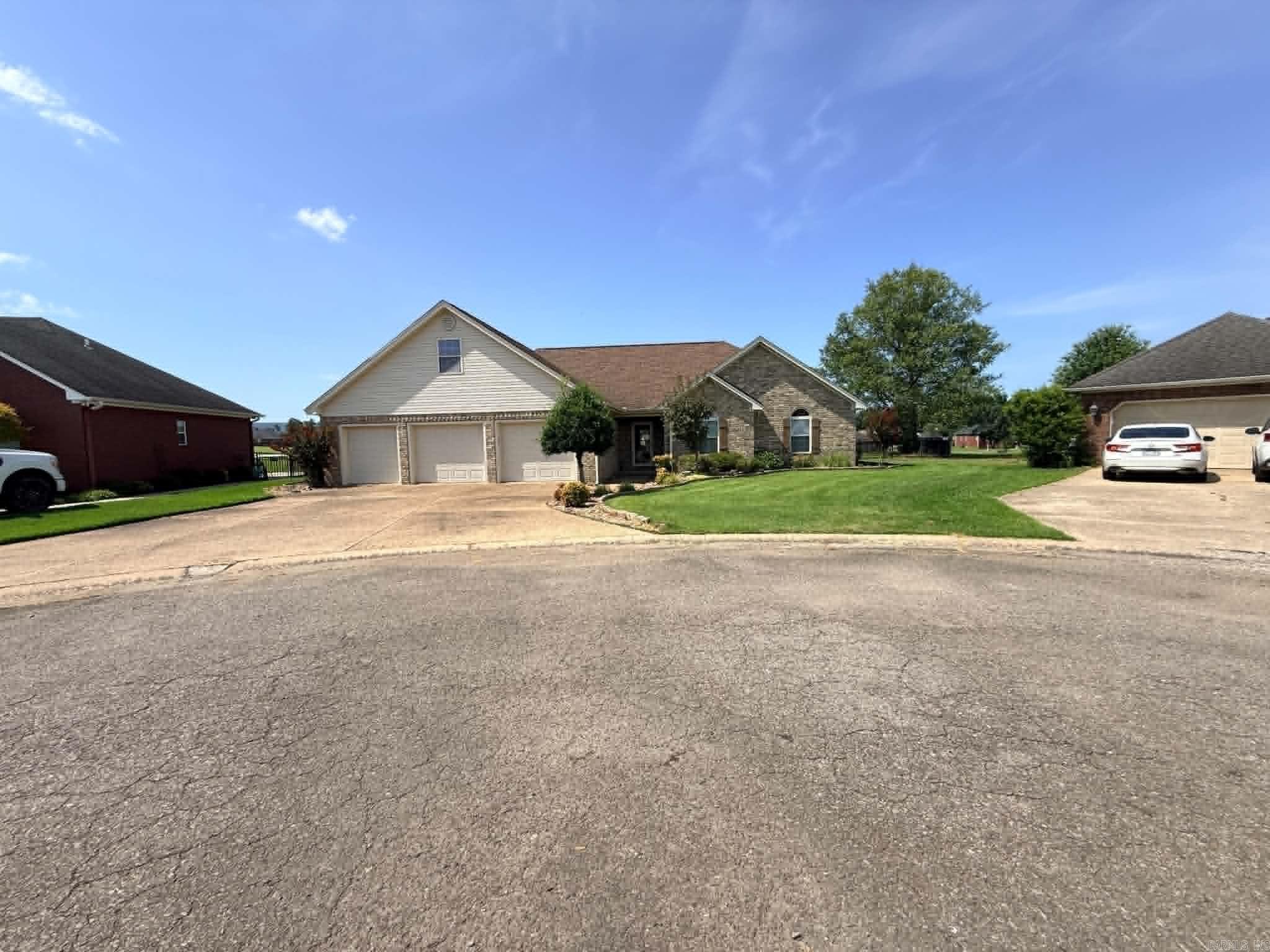 10080 Tate Lane Property Photo 24