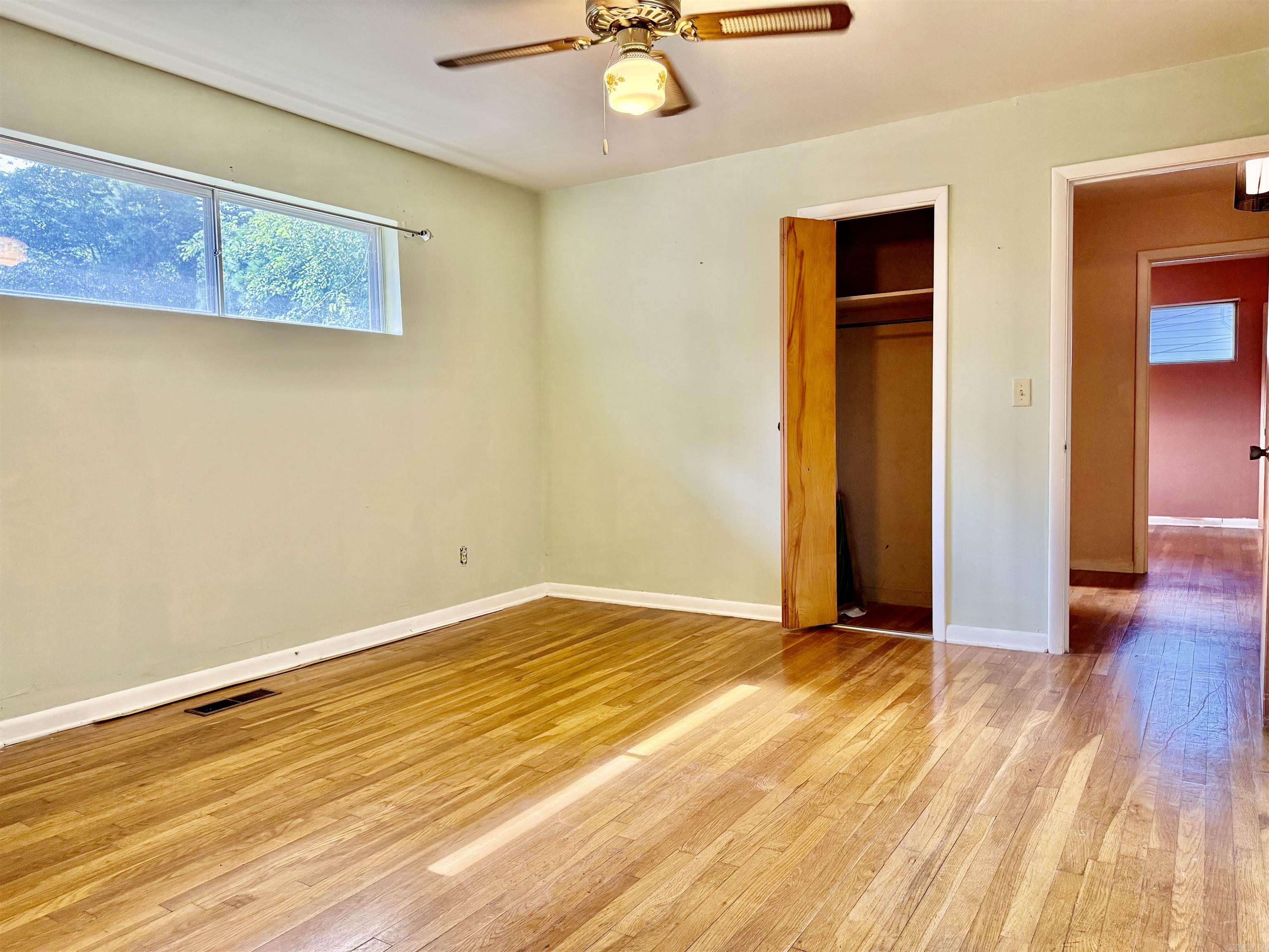 428 Morton Street Property Photo 13