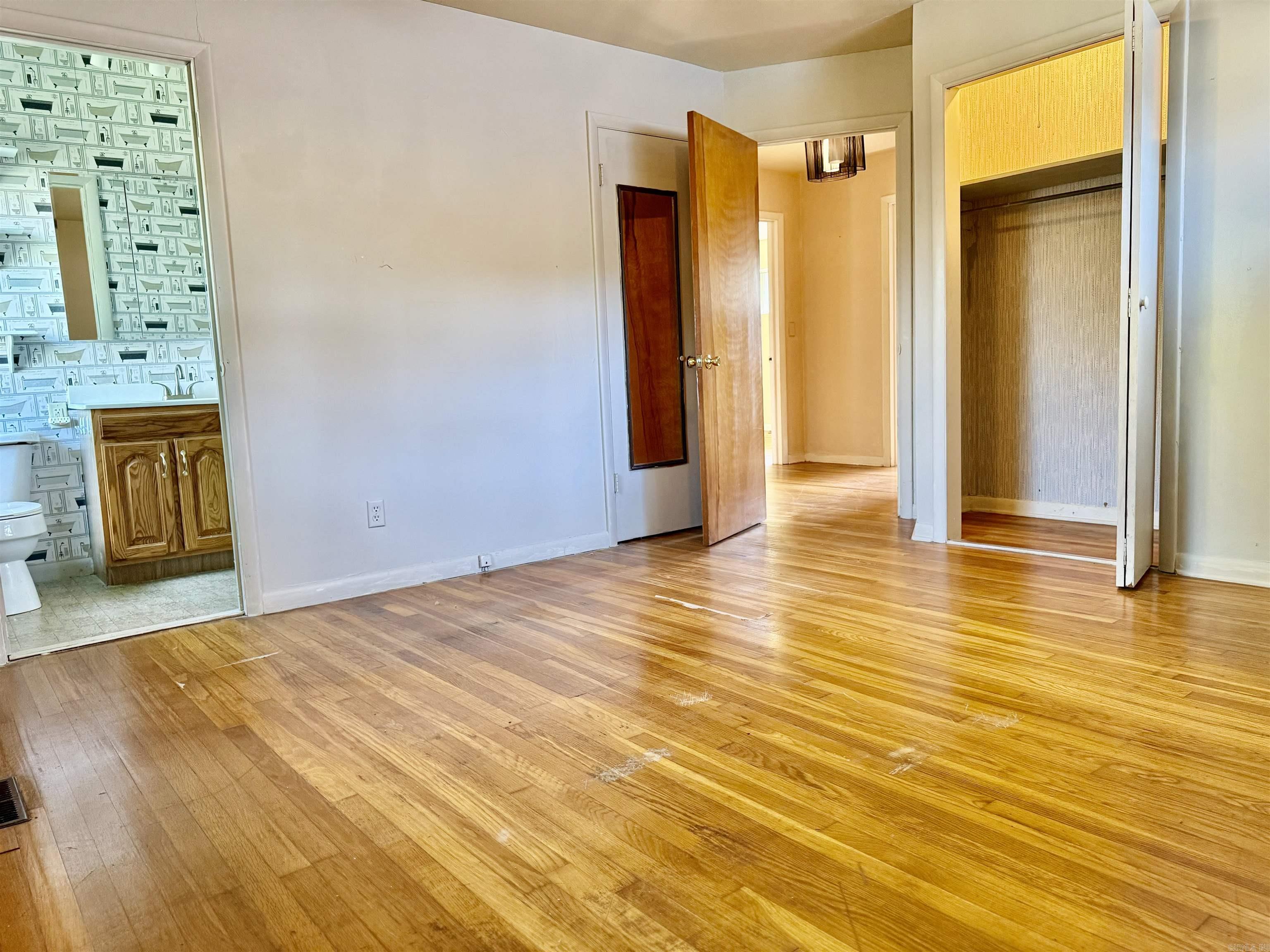 428 Morton Street Property Photo 16
