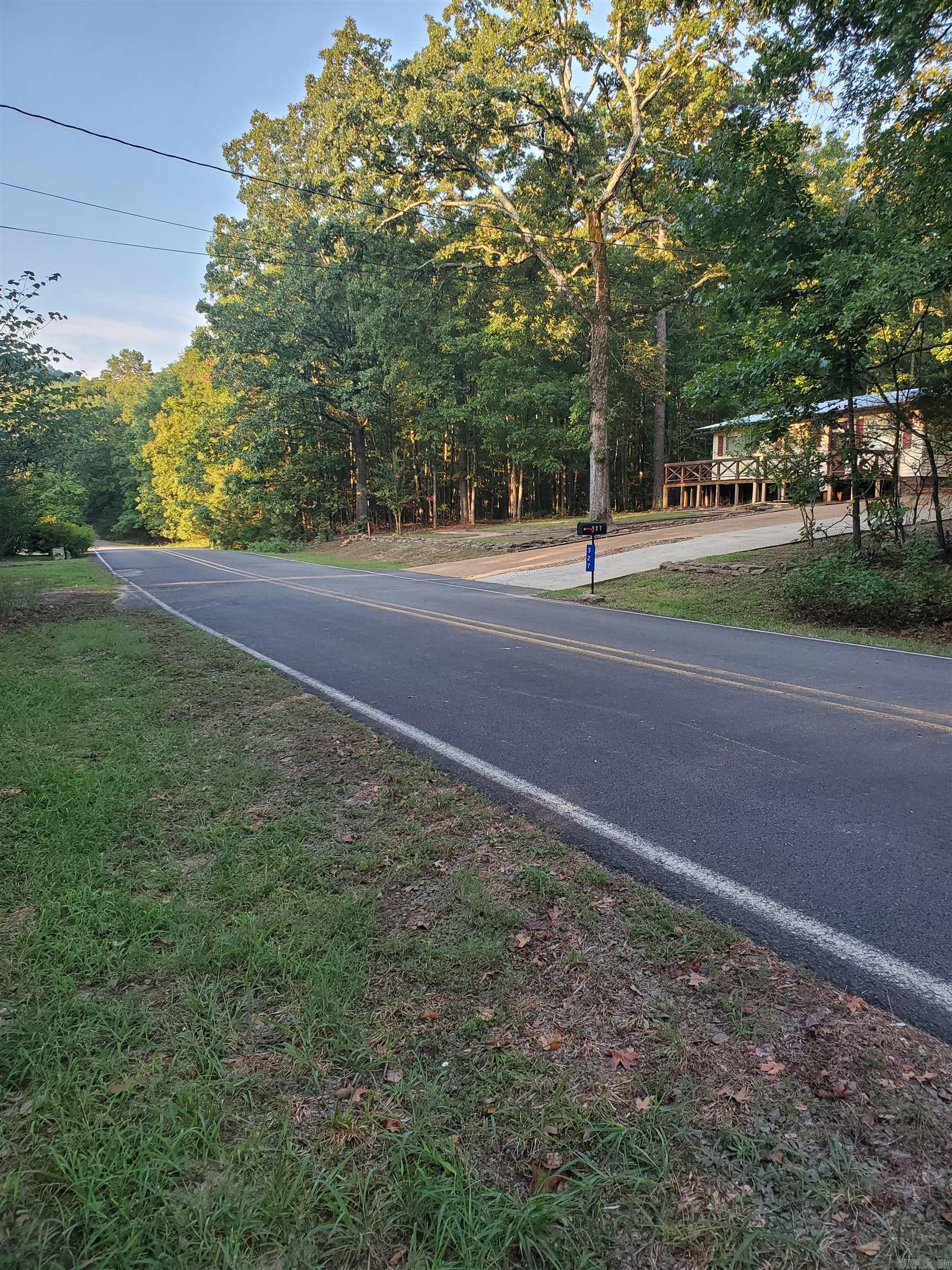 Lakeside Drive Property Photo 4