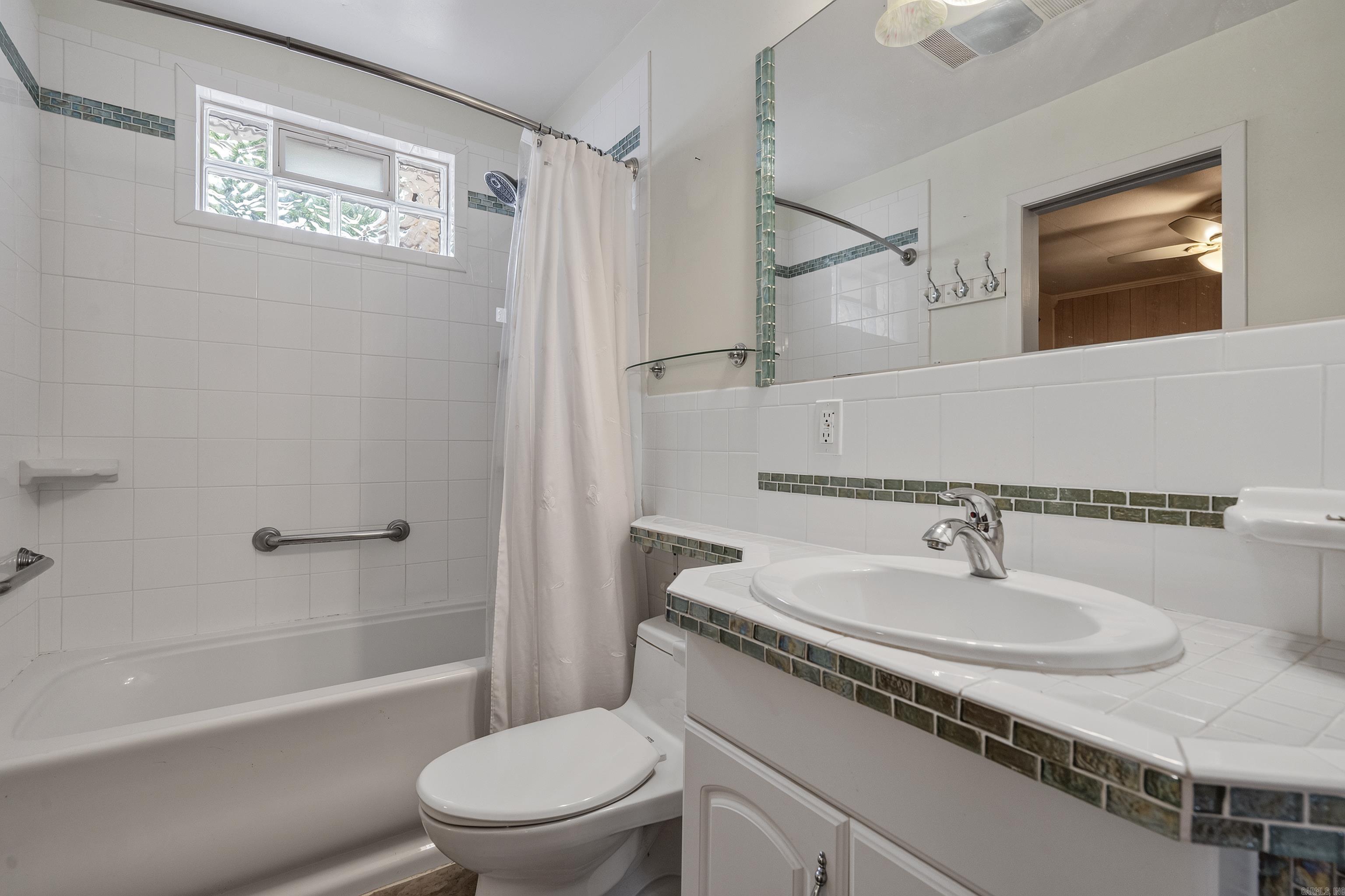 404 Summer Property Photo 15