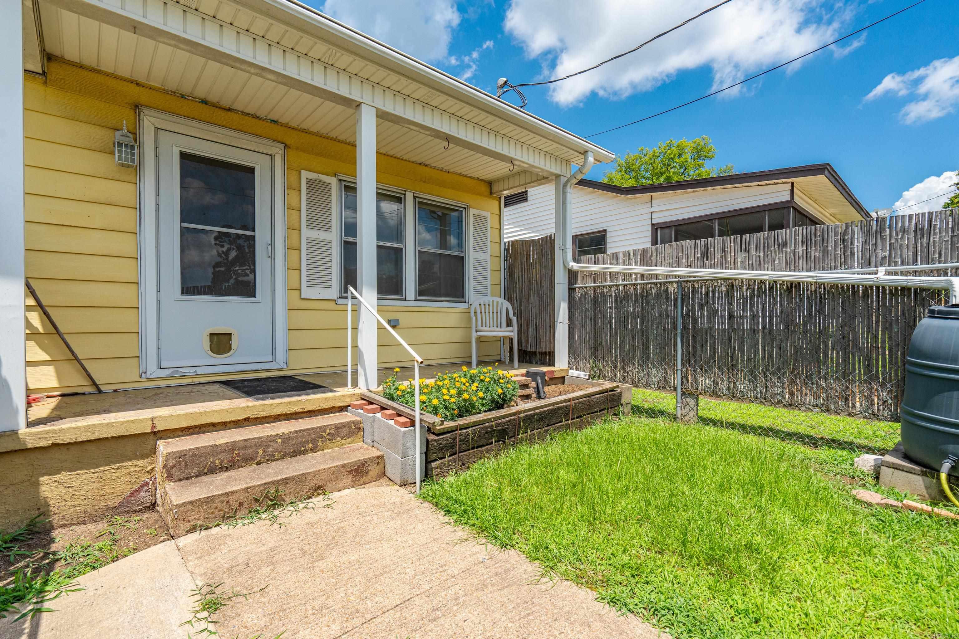 404 Summer Property Photo 19