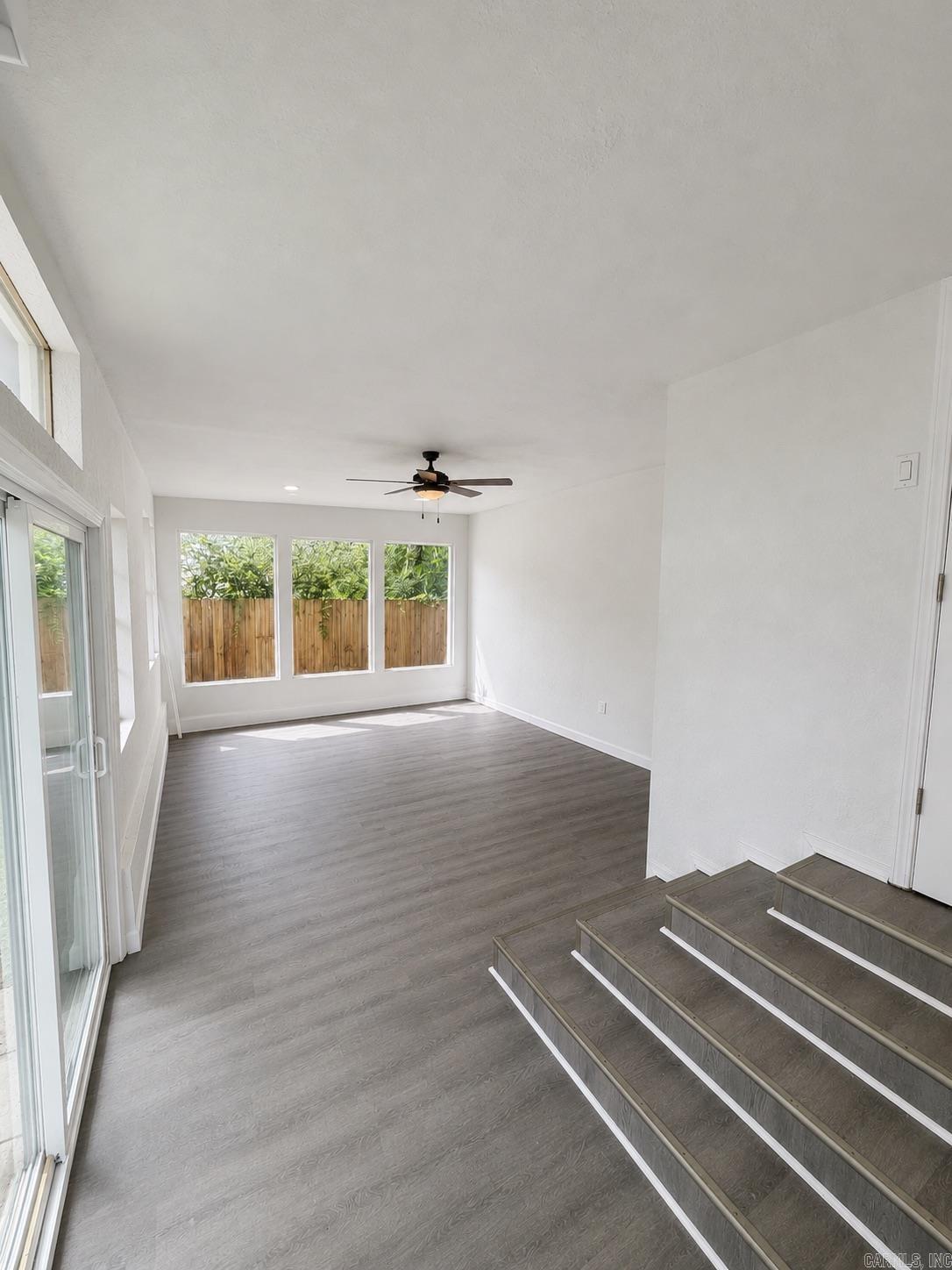 100 Riley Street Property Photo 23