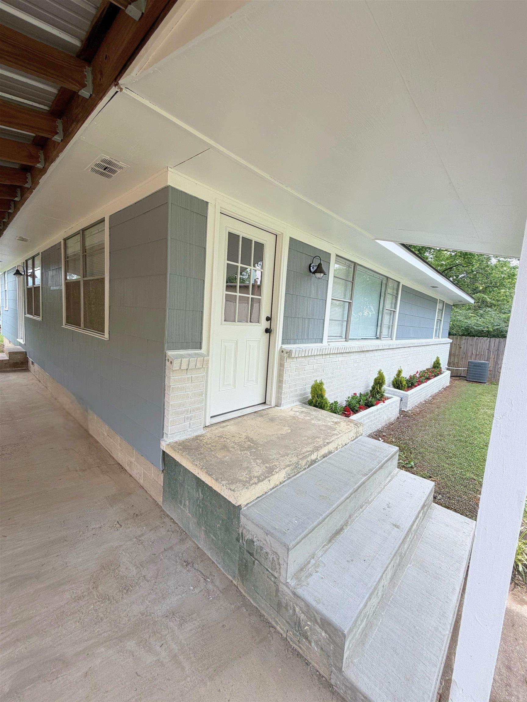 100 Riley Street Property Photo 26