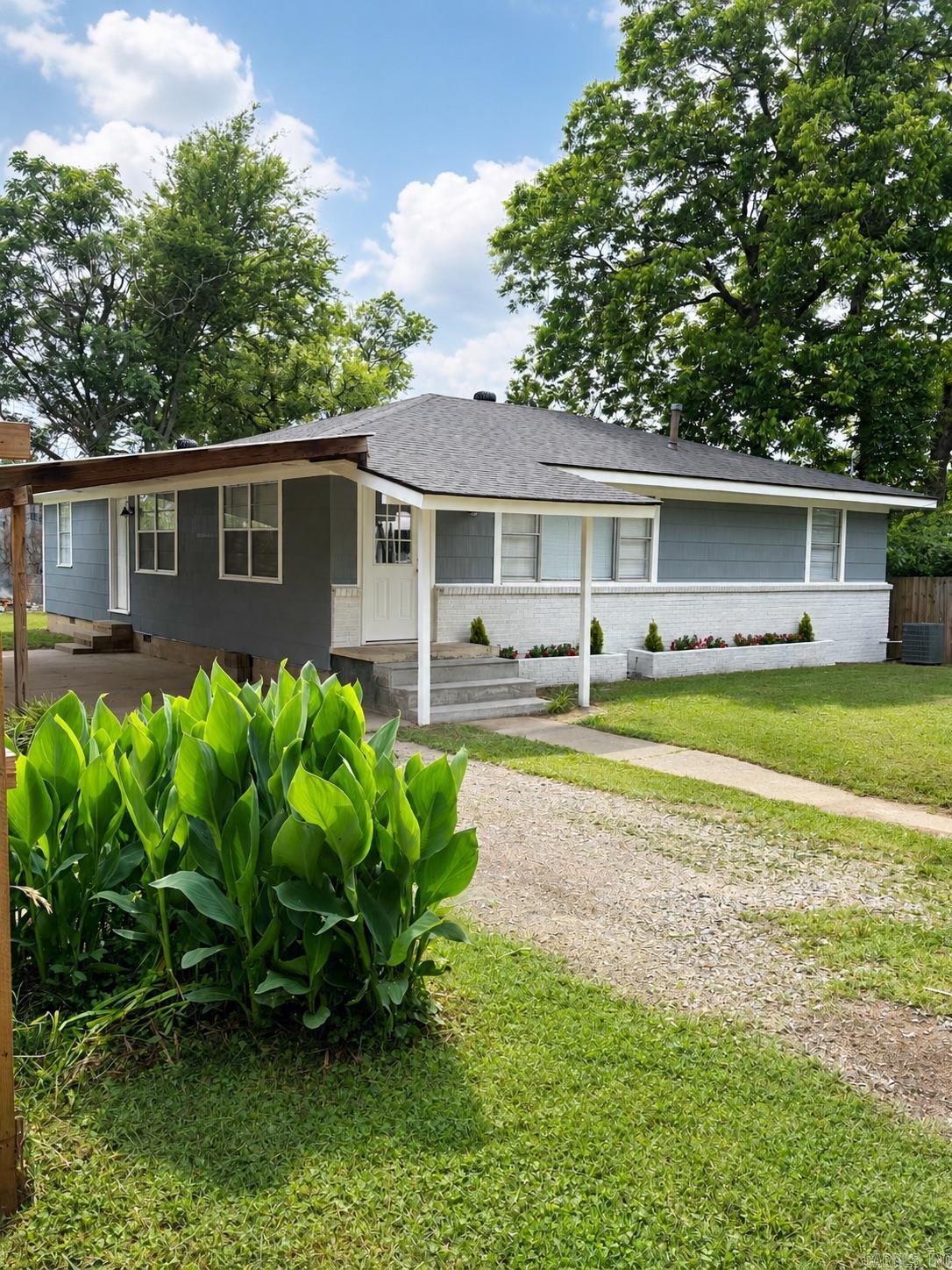 100 Riley Street Property Photo 27