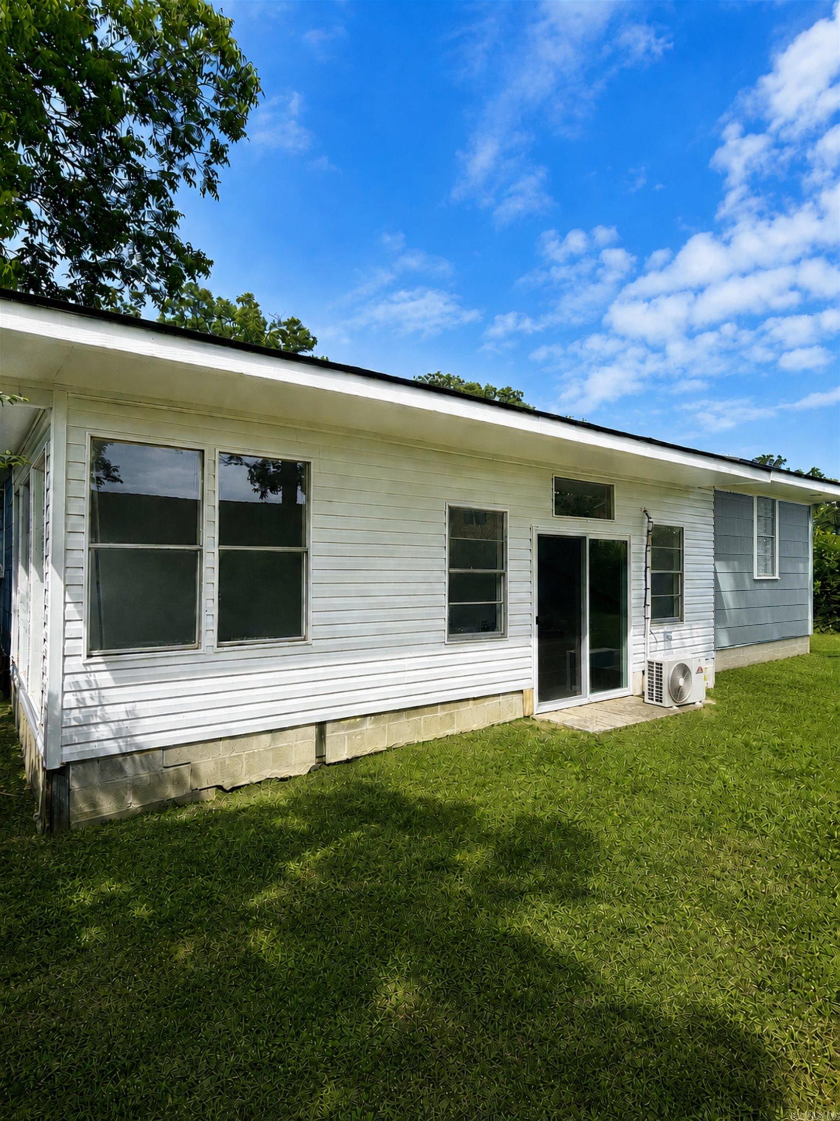 100 Riley Street Property Photo 28