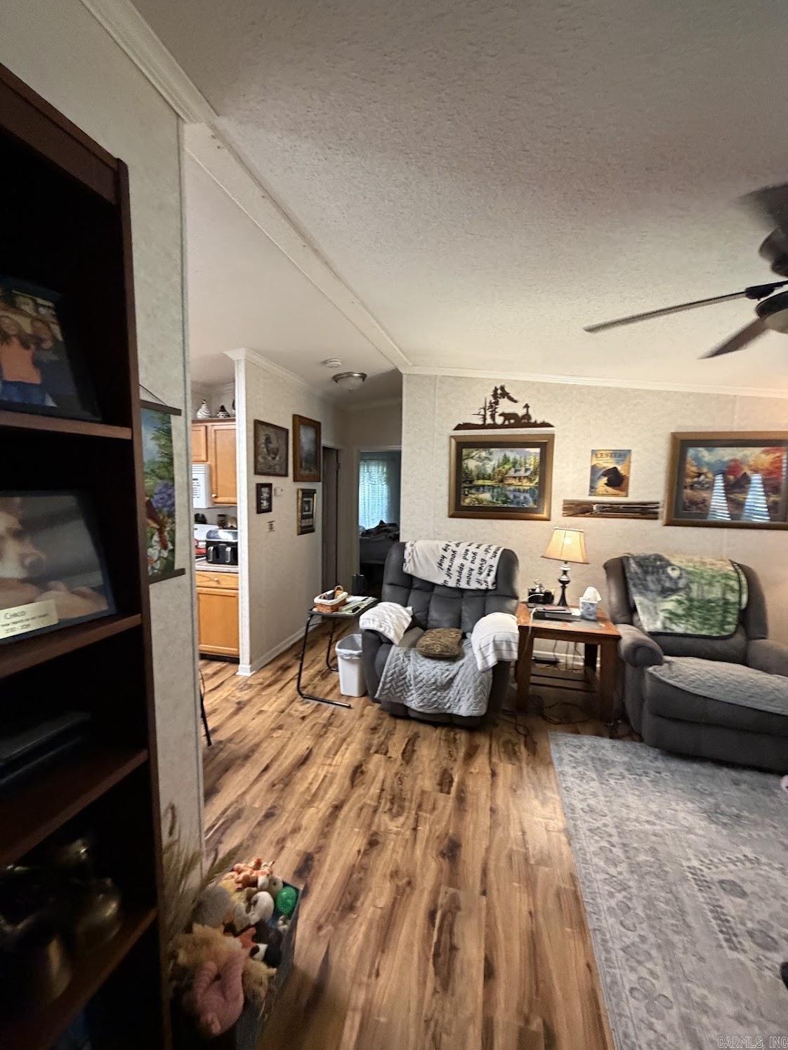 2 E Mobbs Circle Property Photo 2