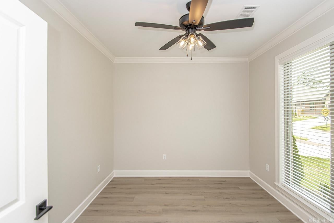 303 Kanis Ridge Drive Property Photo 4