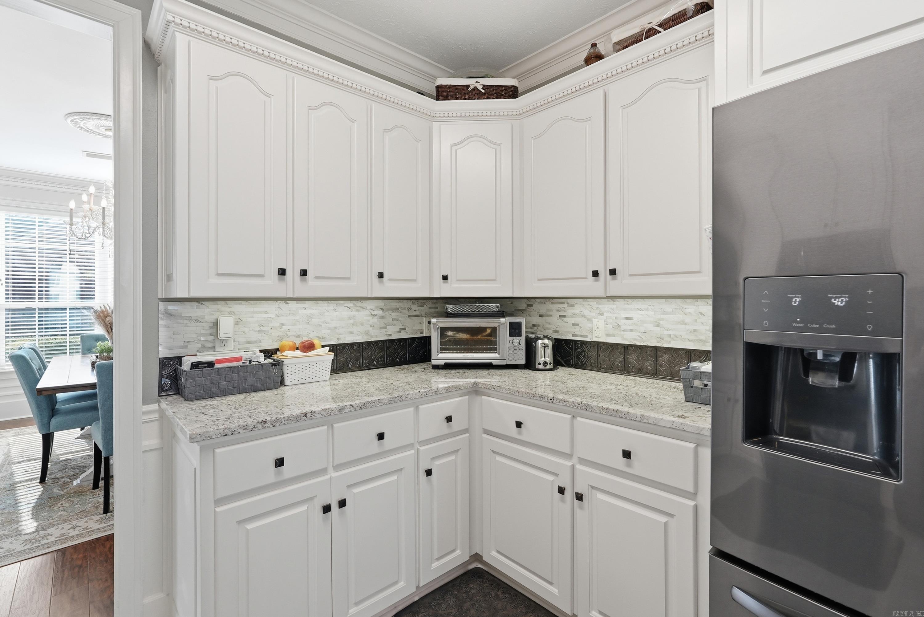 405 Esplanade Ave Property Photo 13