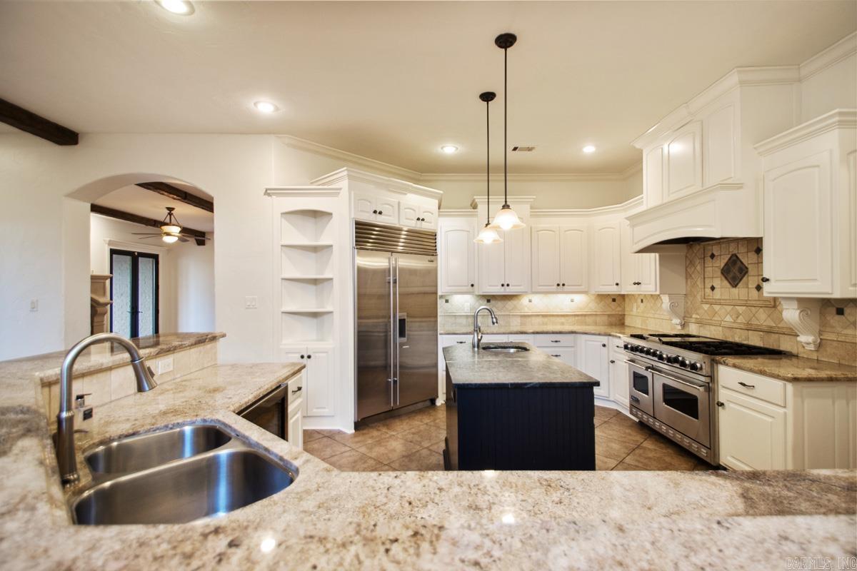 30 Menden Lane Property Photo 15