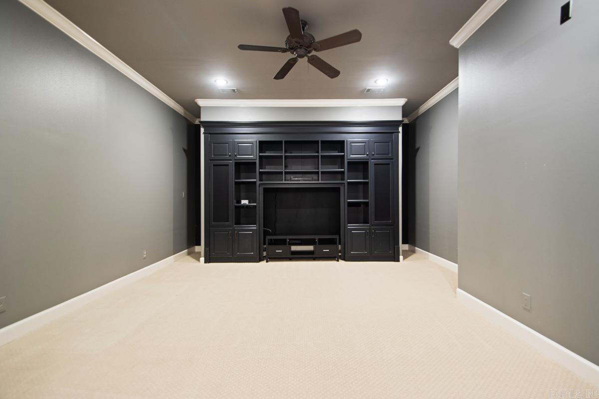 30 Menden Lane Property Photo 23
