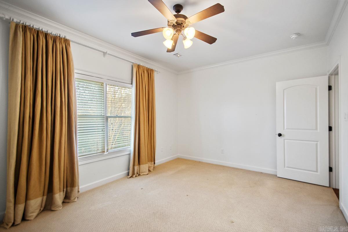 30 Menden Lane Property Photo 38
