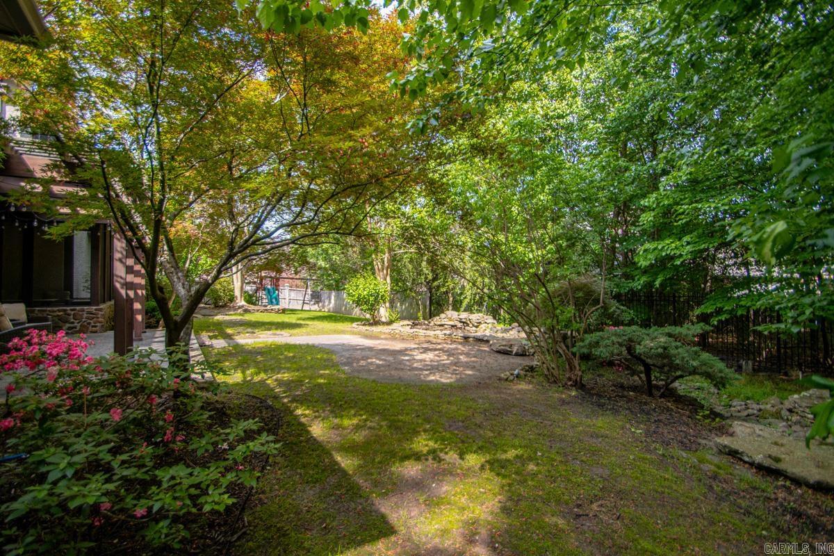 30 Menden Lane Property Photo 47