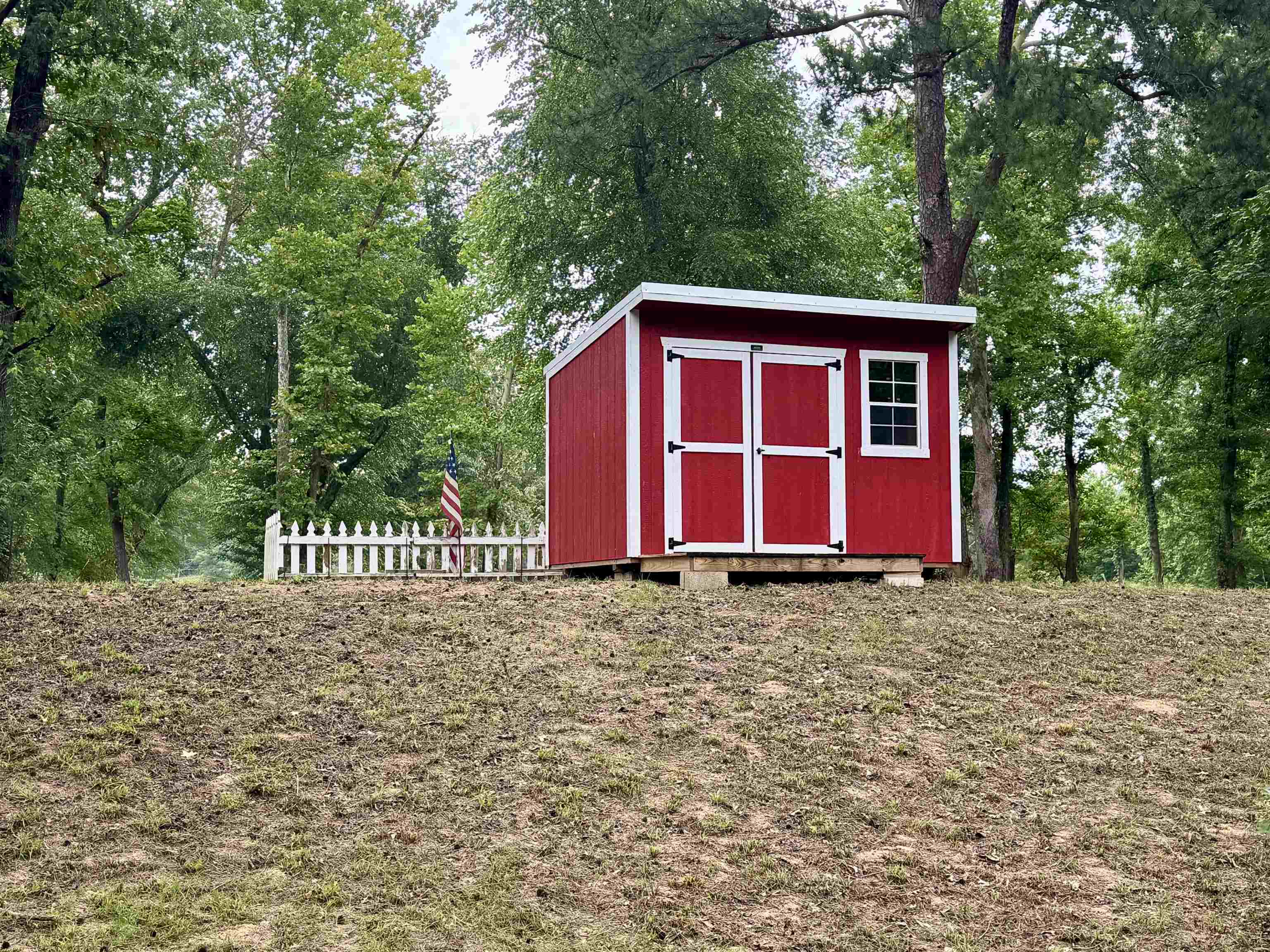 660 Apple Tree Lane Property Photo 5