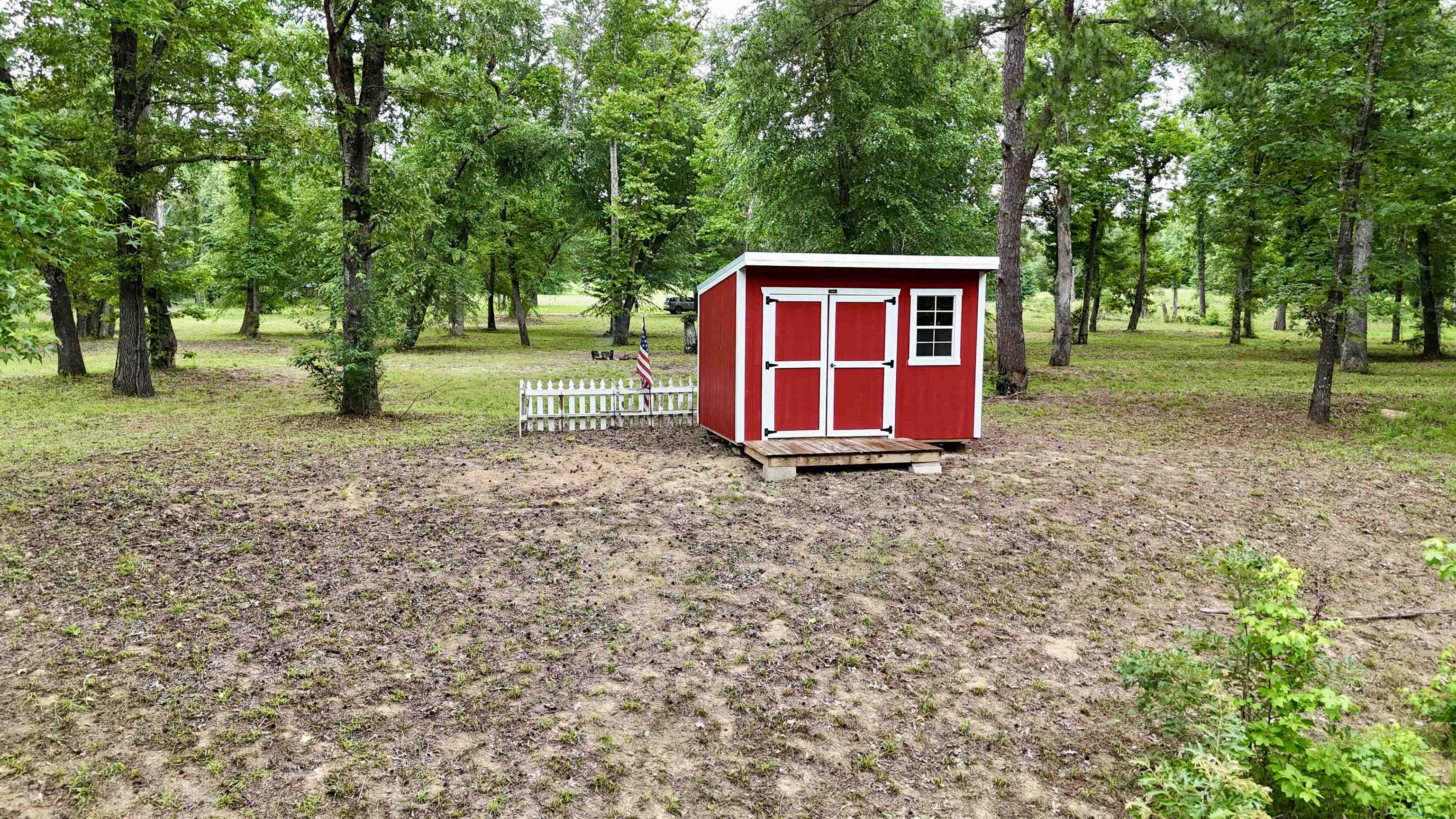660 Apple Tree Lane Property Photo 6