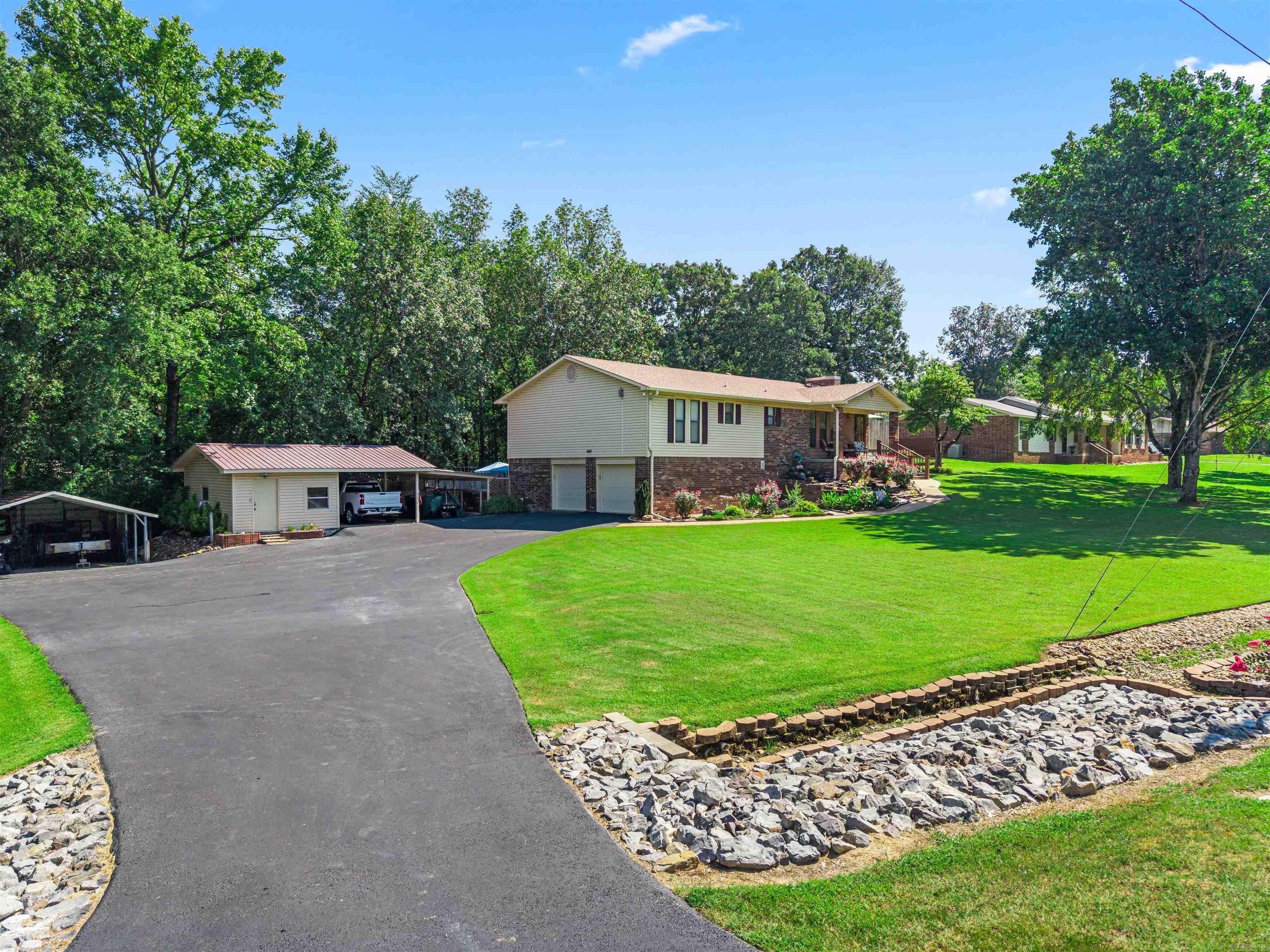 107 Meadow Hill Place Property Photo 1