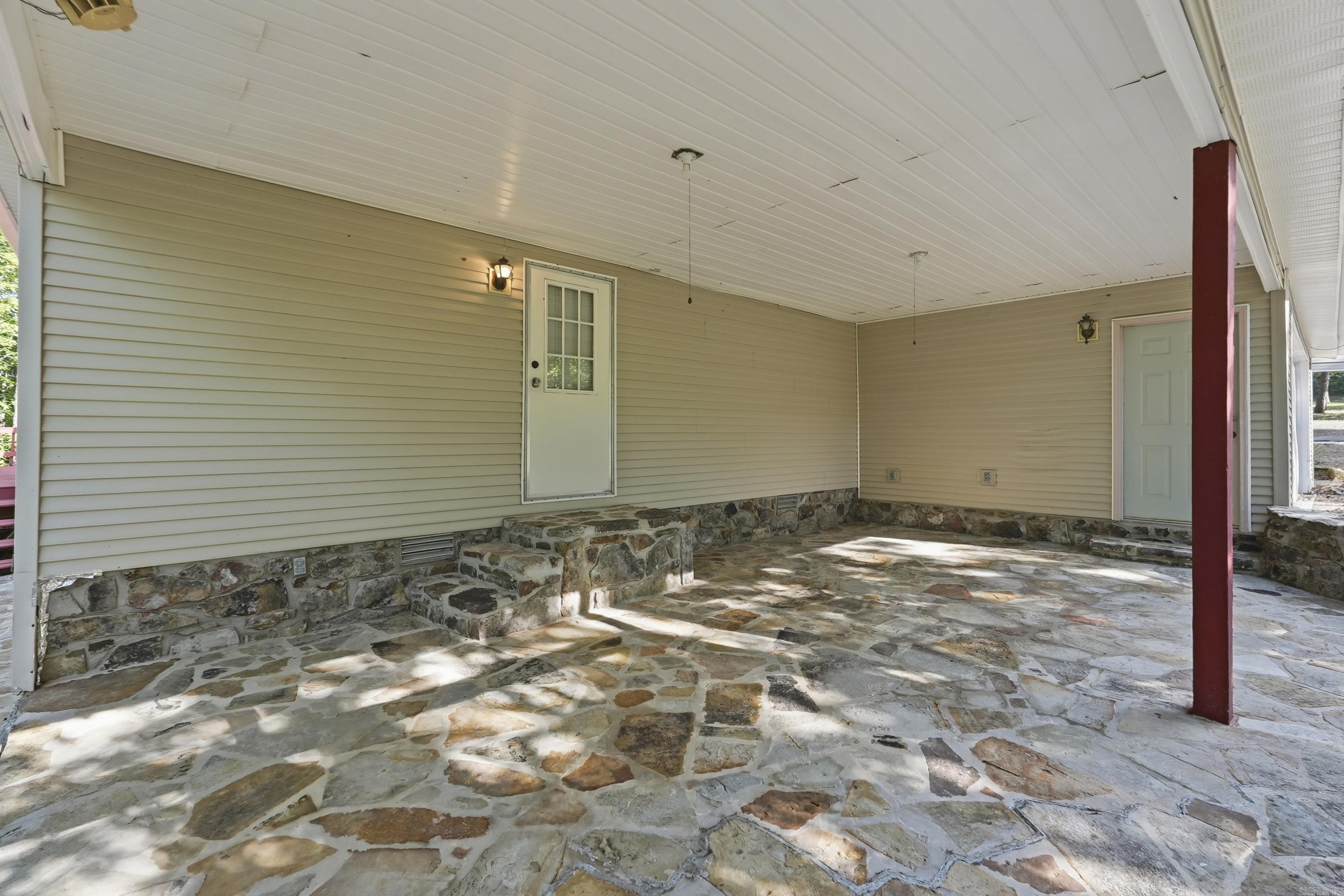 60 Brittany Cove Drive Property Photo 8