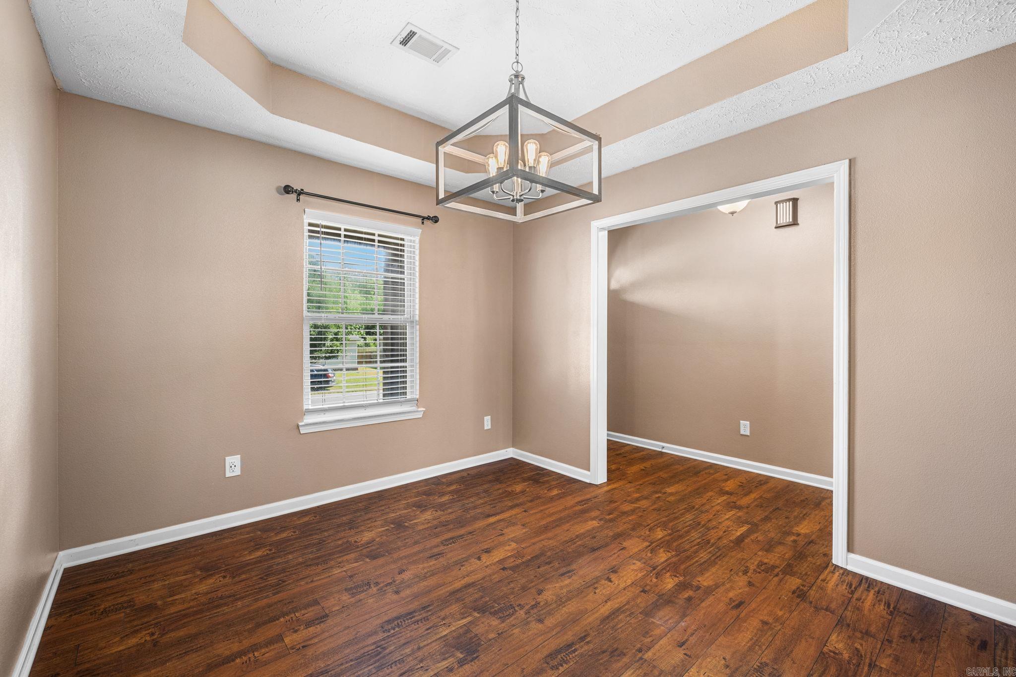 305 Weathering Lane Property Photo 13