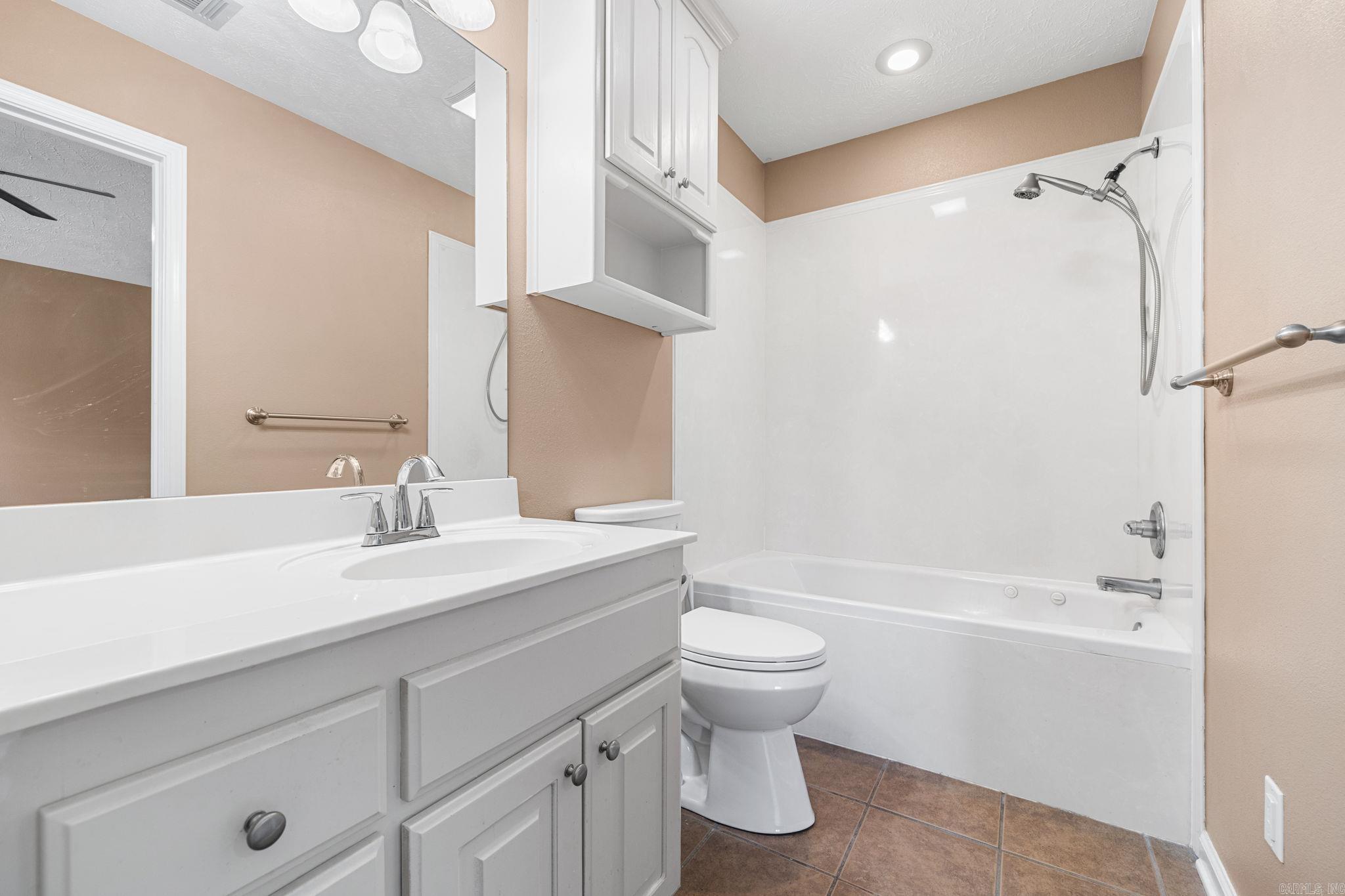 305 Weathering Lane Property Photo 17