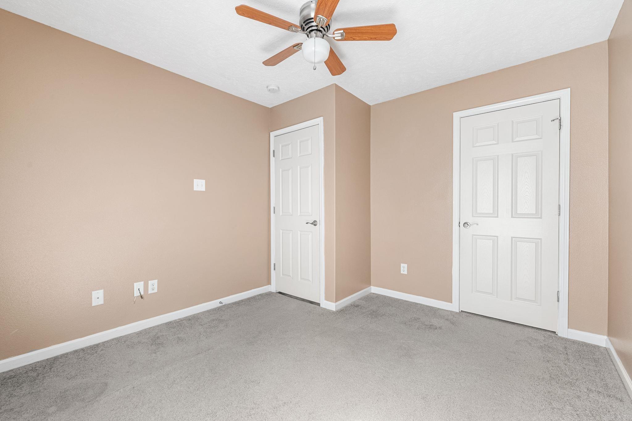 305 Weathering Lane Property Photo 23