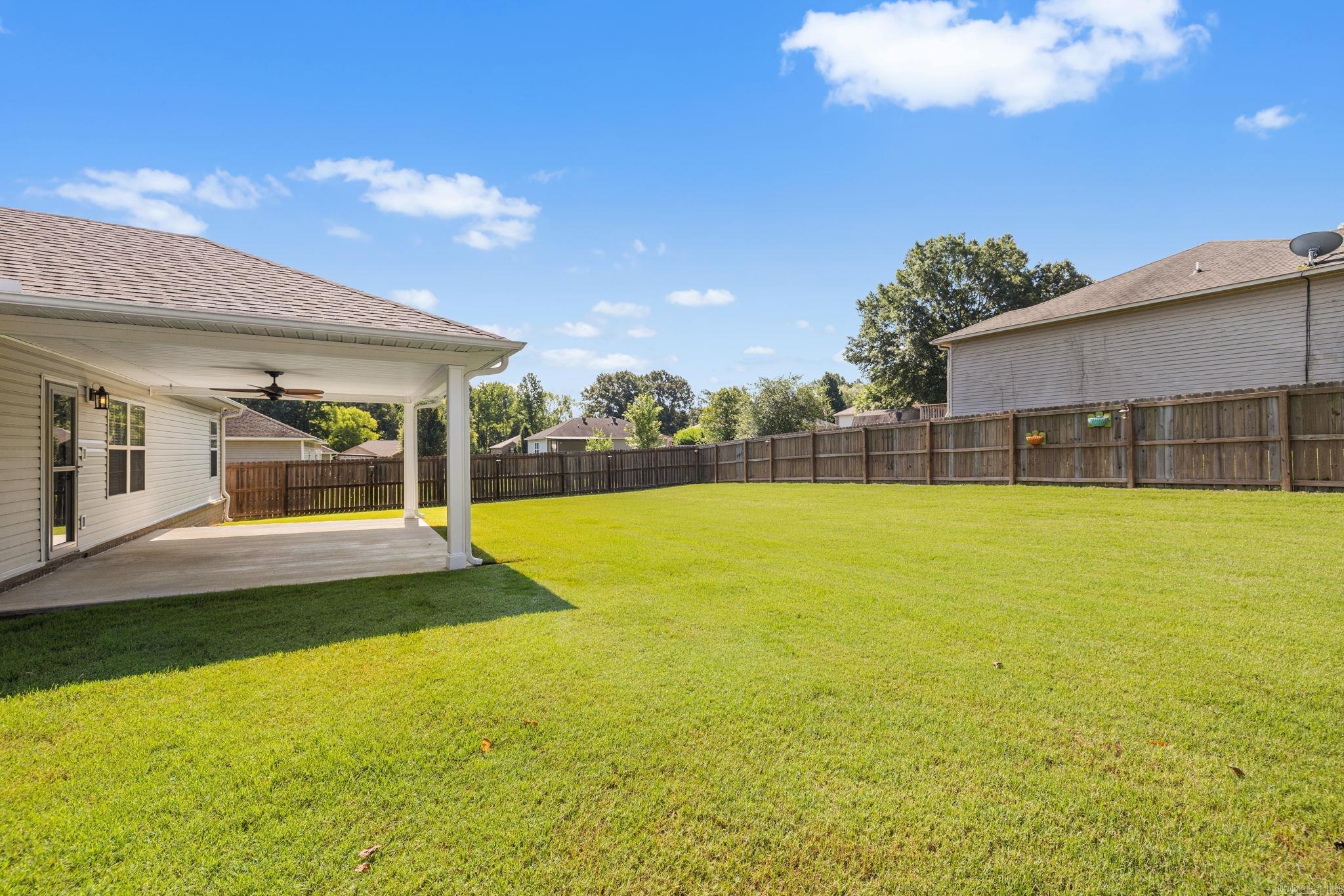 305 Weathering Lane Property Photo 29