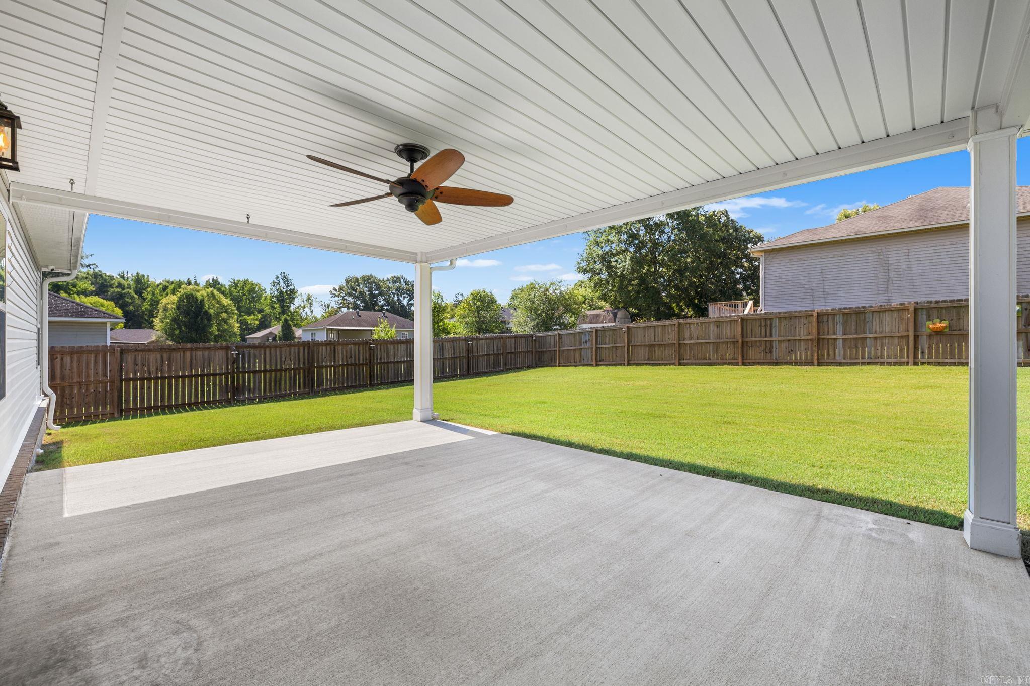 305 Weathering Lane Property Photo 31