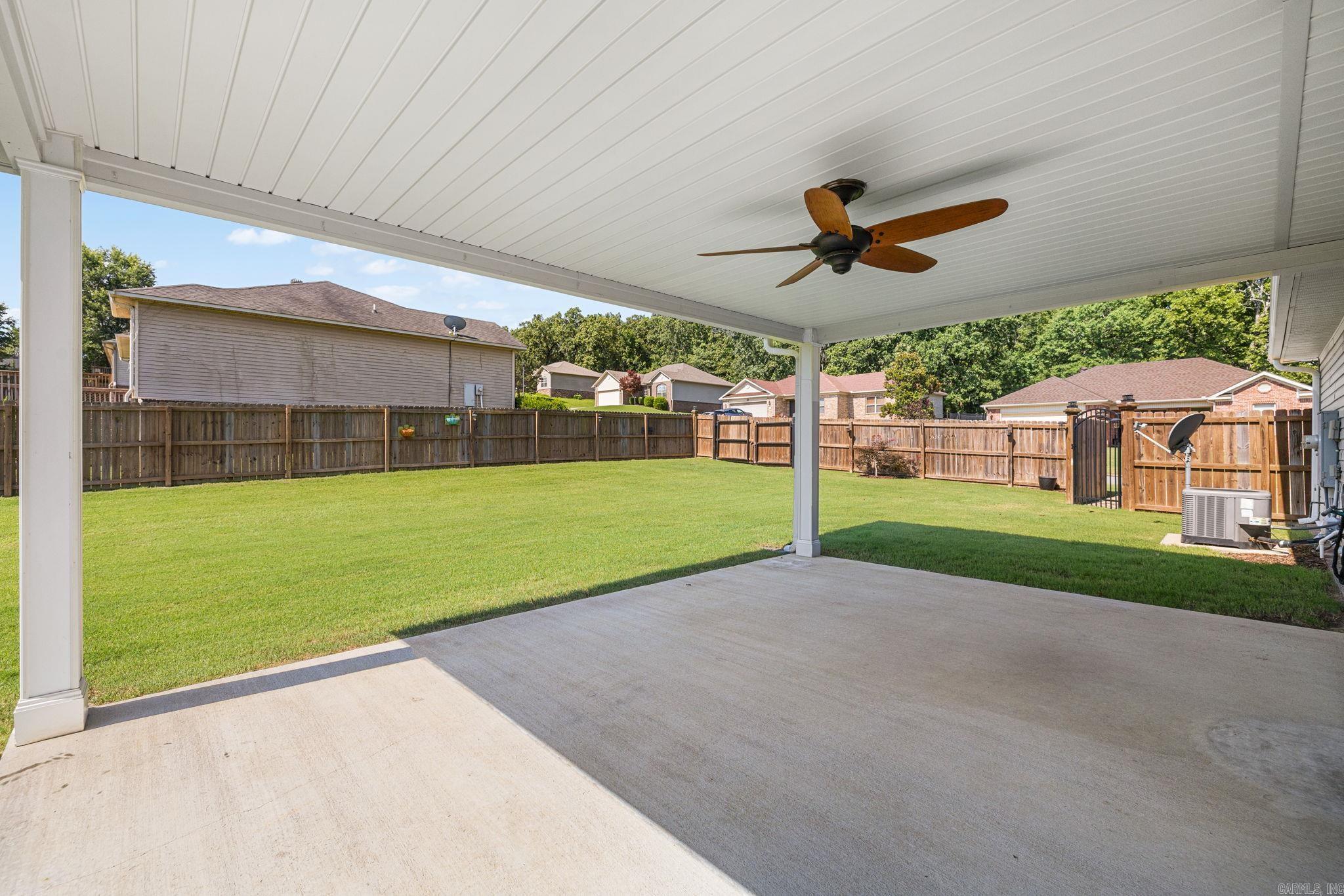 305 Weathering Lane Property Photo 32