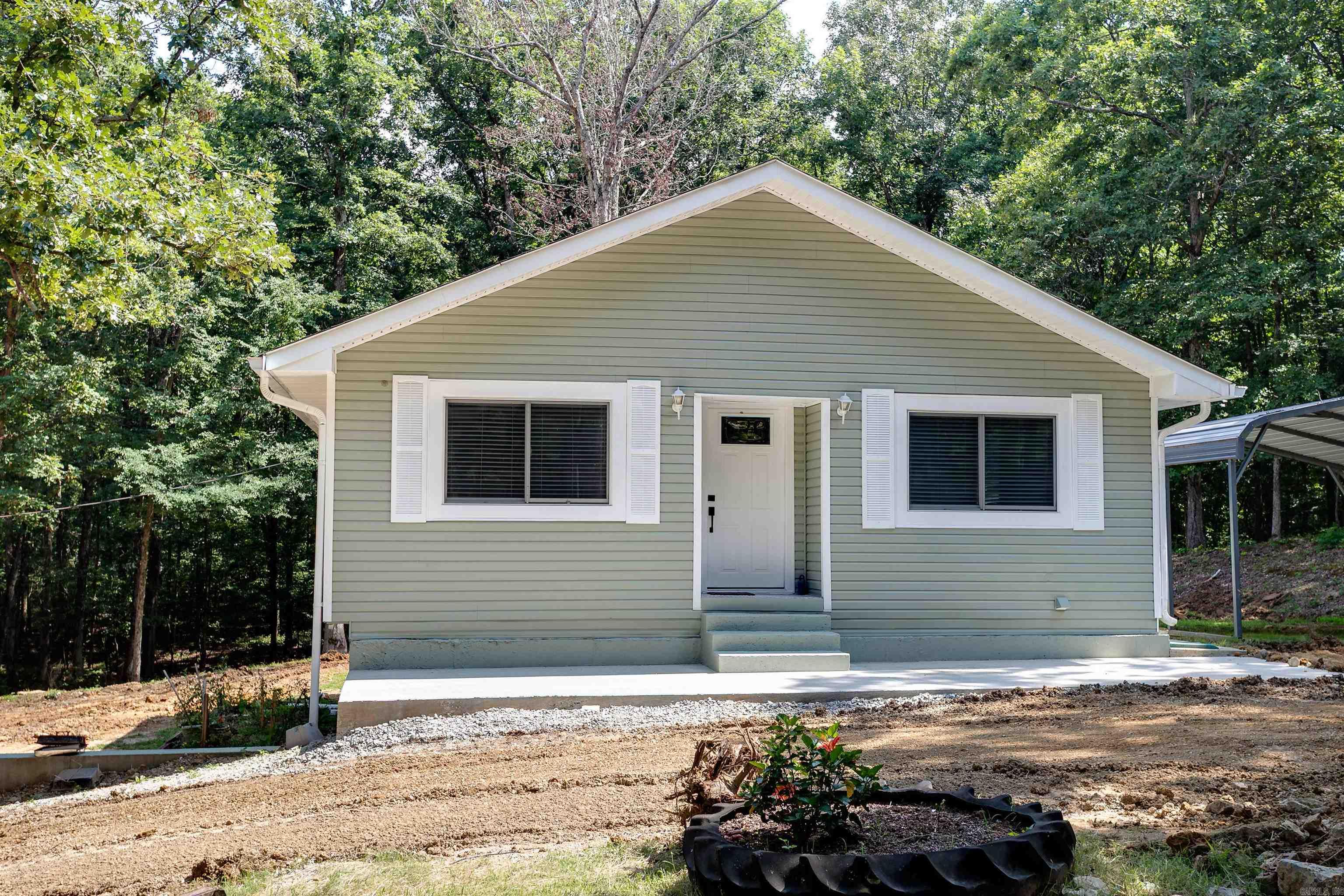 373 County Road 466 Property Photo 1