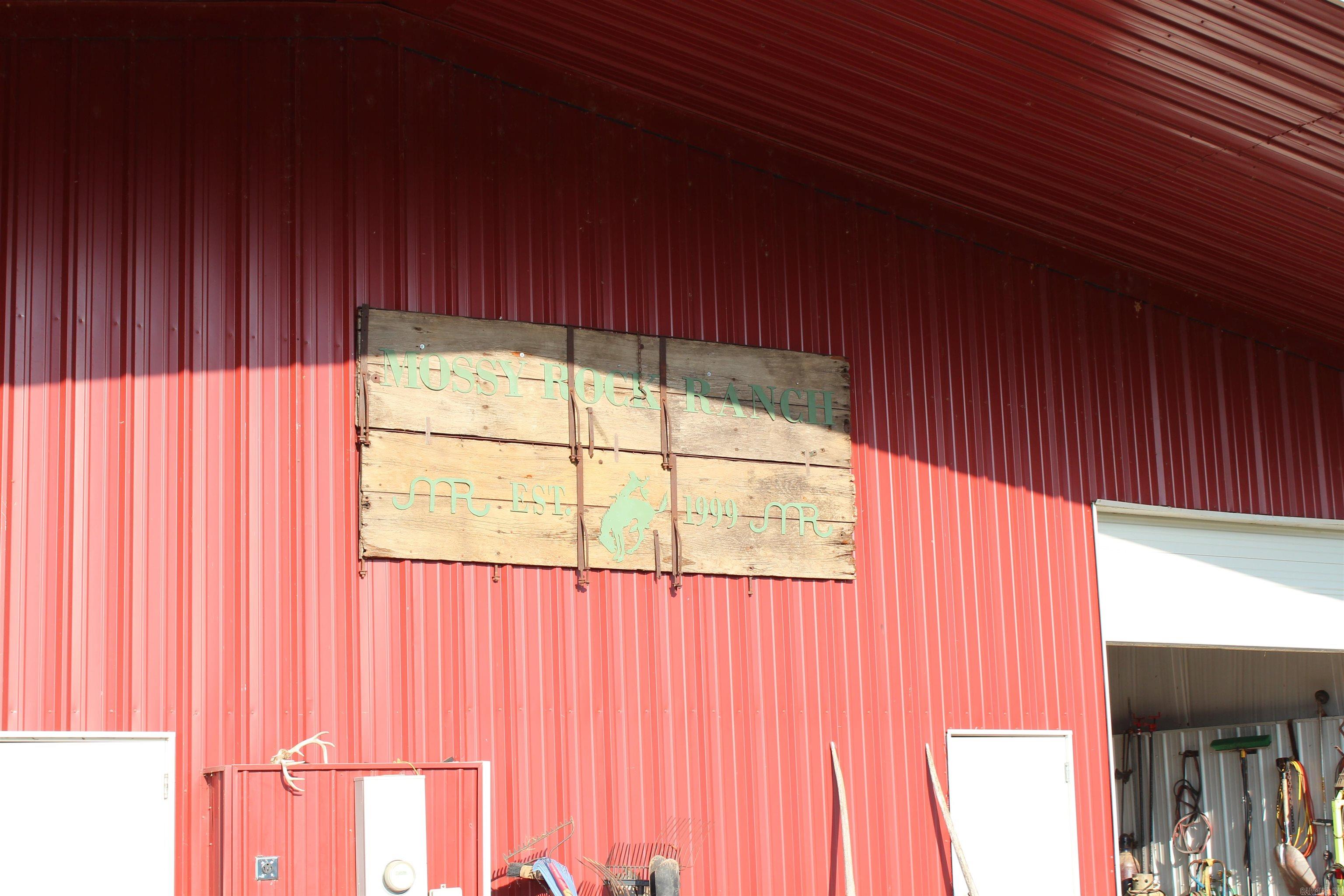 2210 Weiterer Property Photo 26