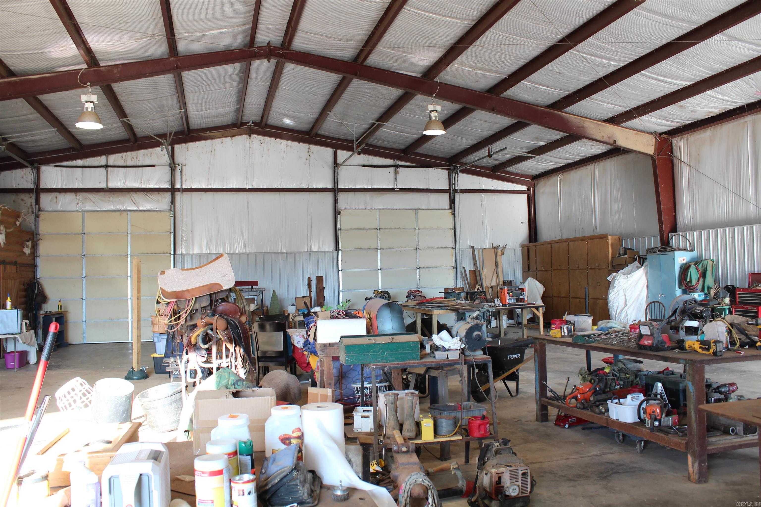 2210 Weiterer Property Photo 28