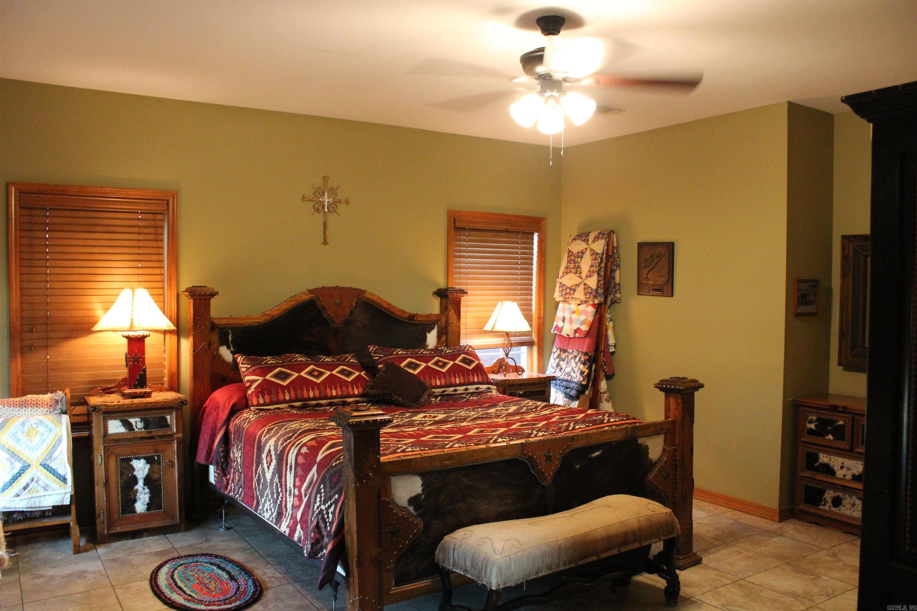 2210 Weiterer Property Photo 47