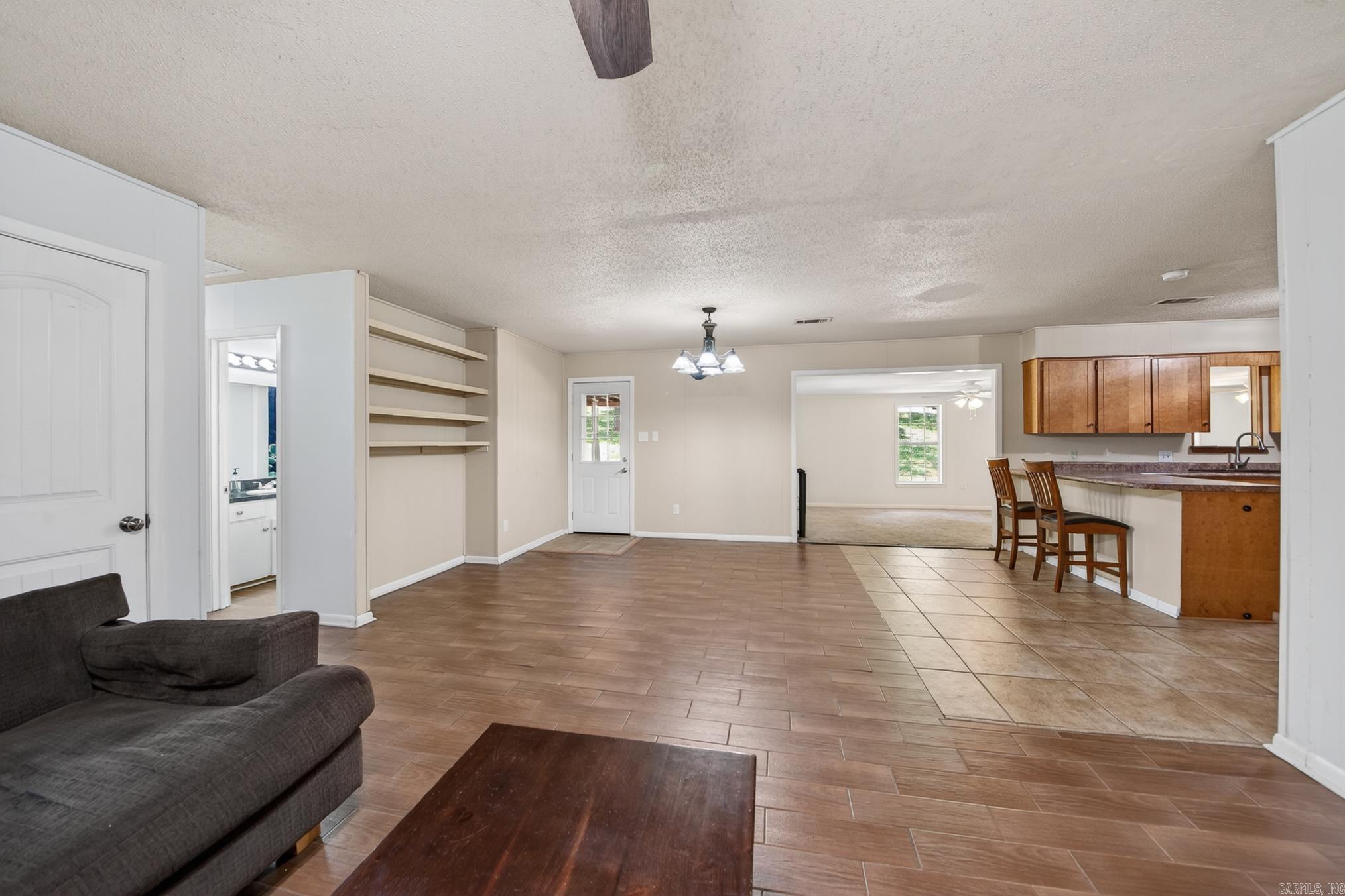207 Orchid Drive Property Photo 8