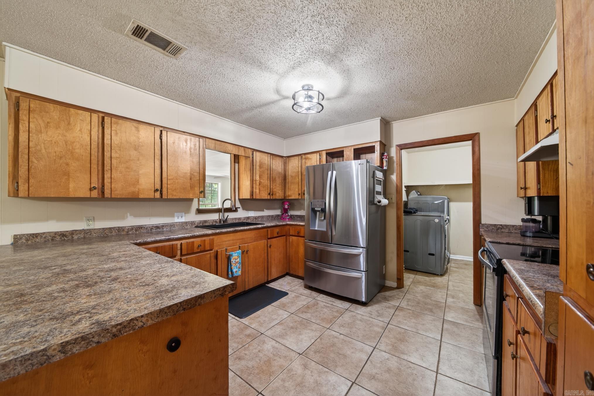 207 Orchid Drive Property Photo 14