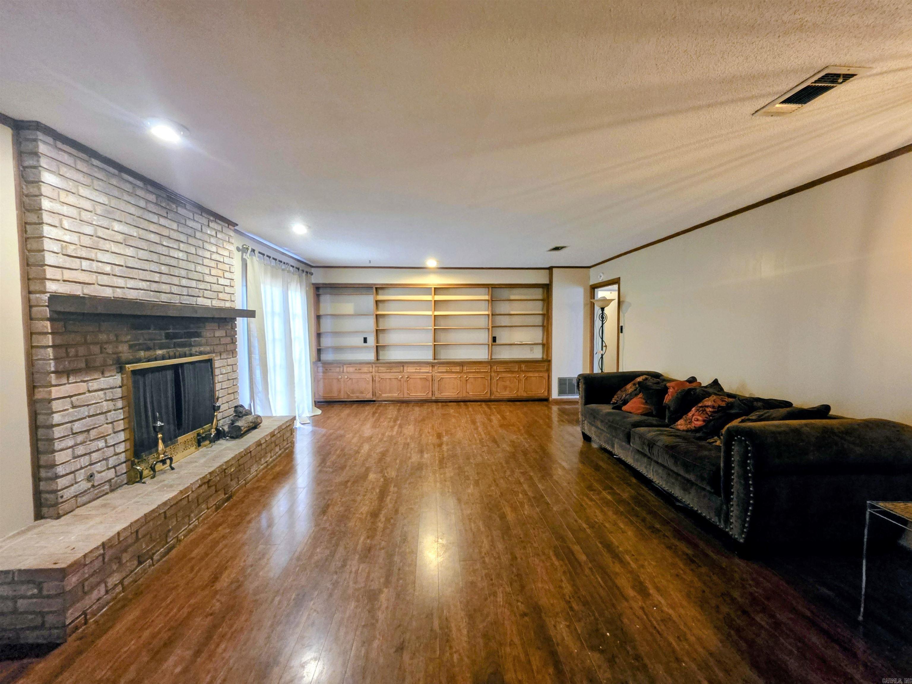2600 Beau Monde Property Photo 6