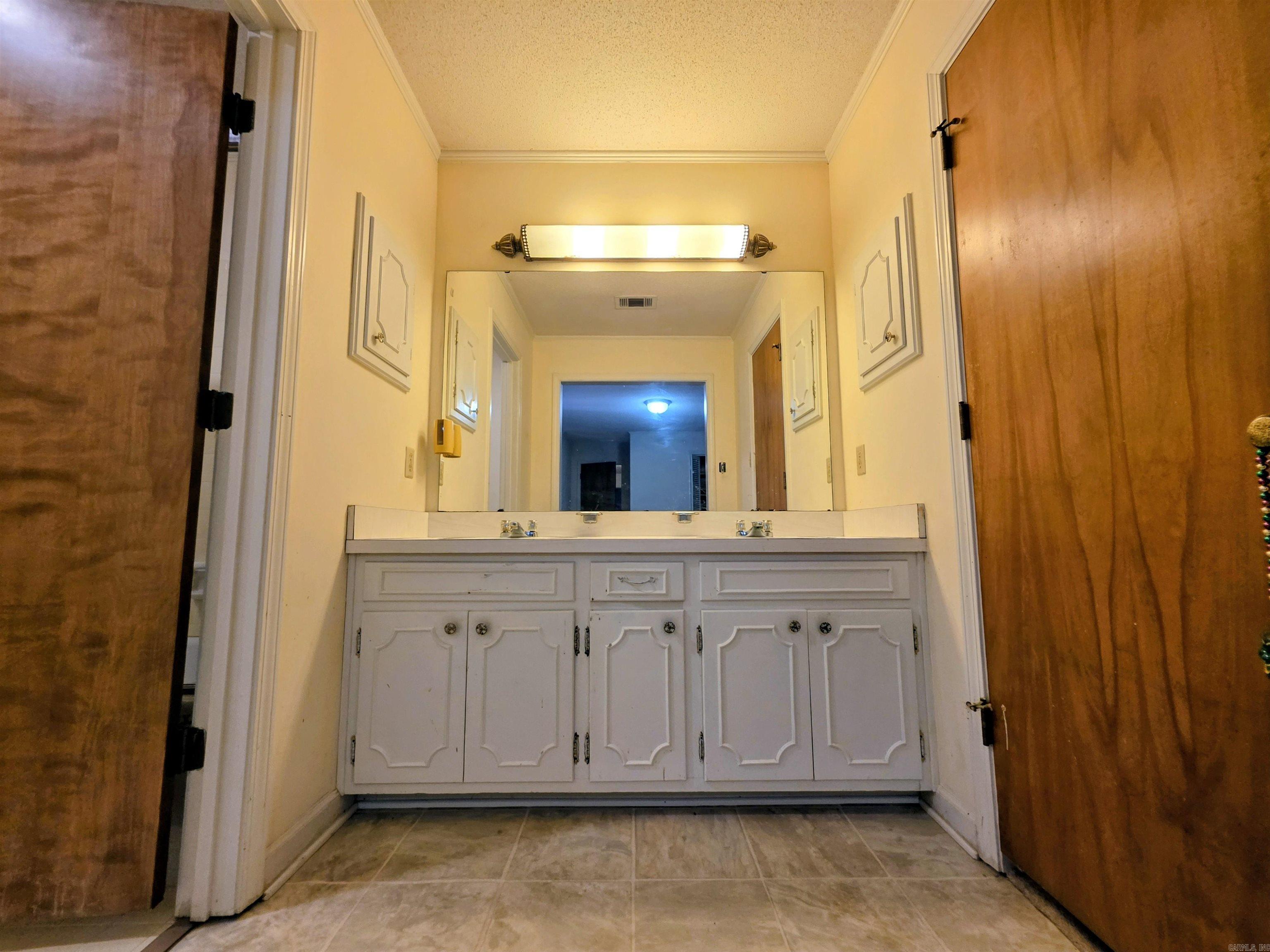 2600 Beau Monde Property Photo 23