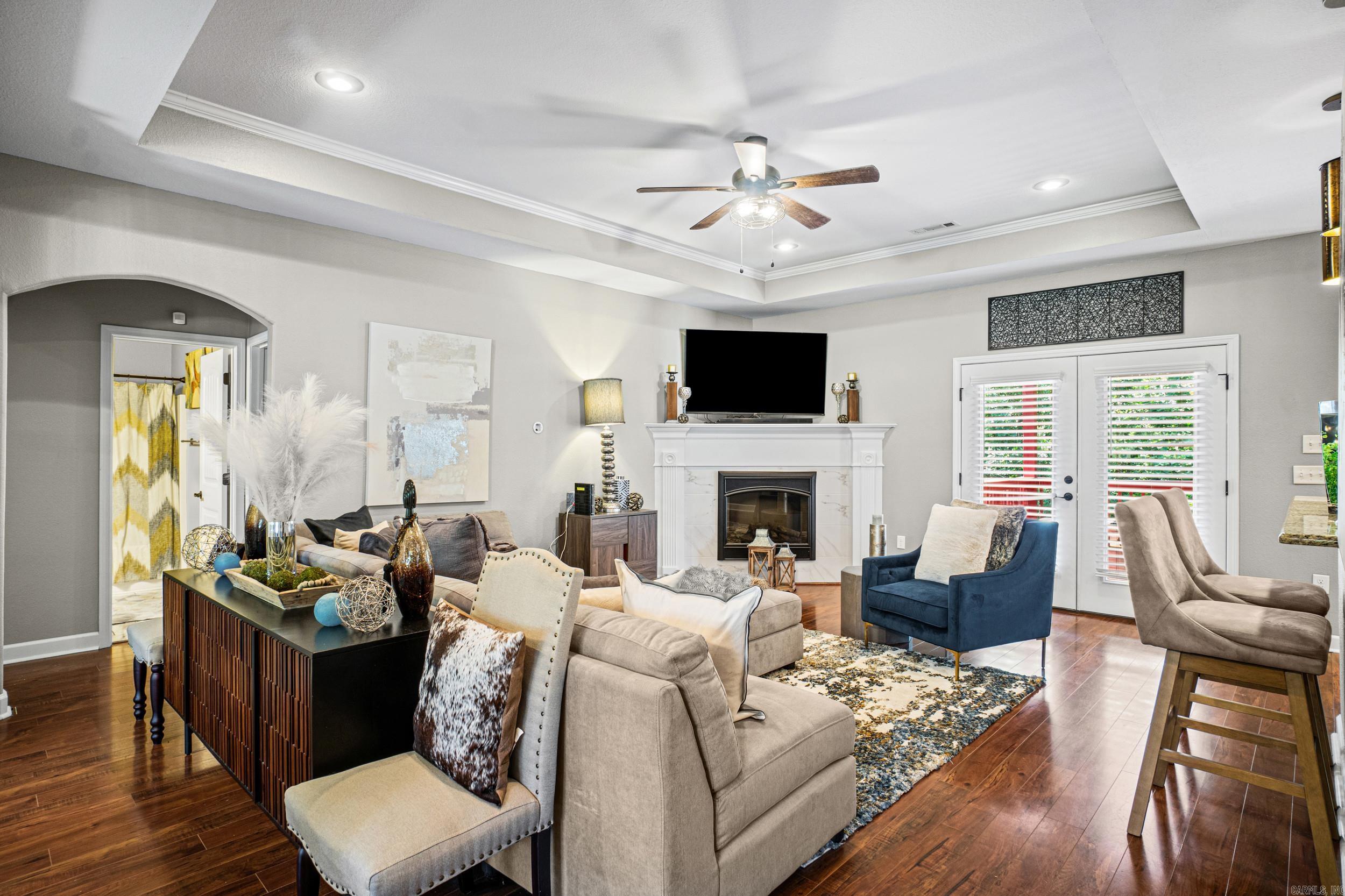 1085 Mountain Side Cove Property Photo 6
