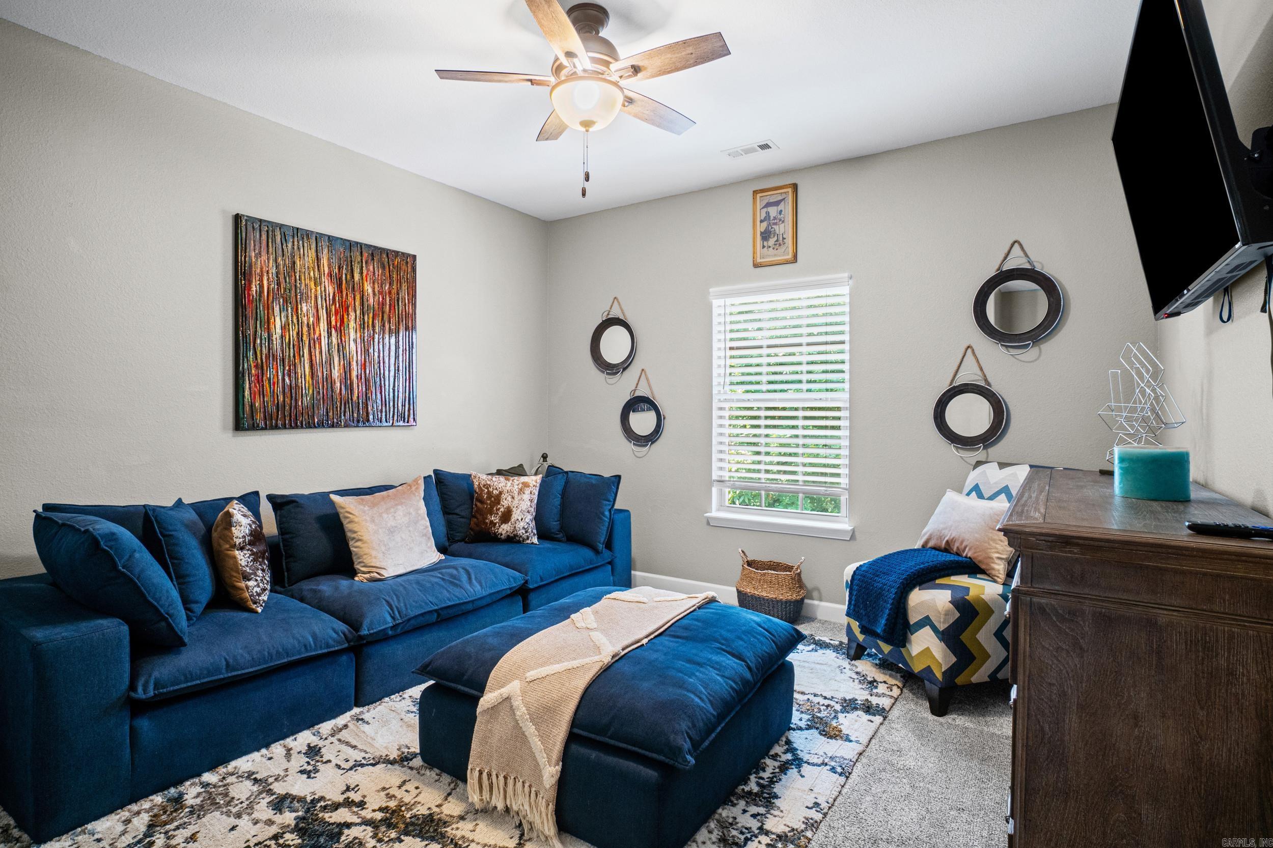1085 Mountain Side Cove Property Photo 14