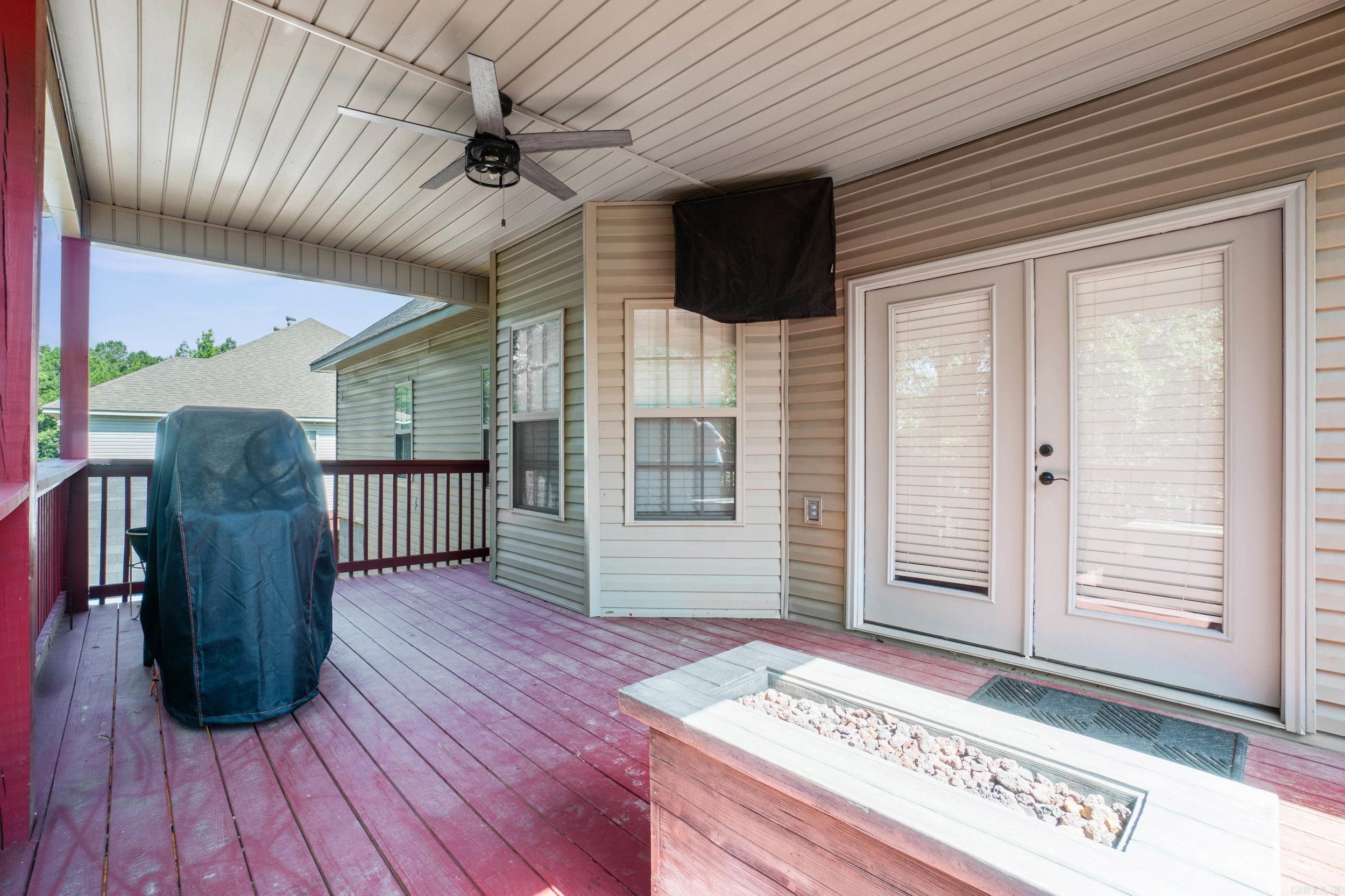 1085 Mountain Side Cove Property Photo 20