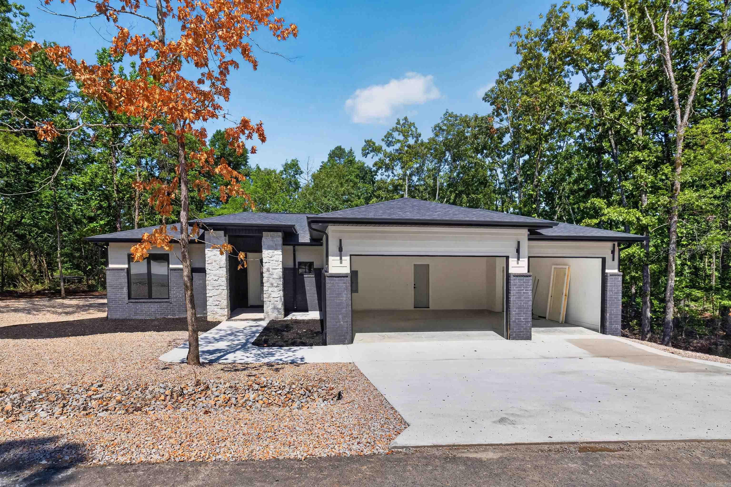 41 Estrella Way Property Photo 2