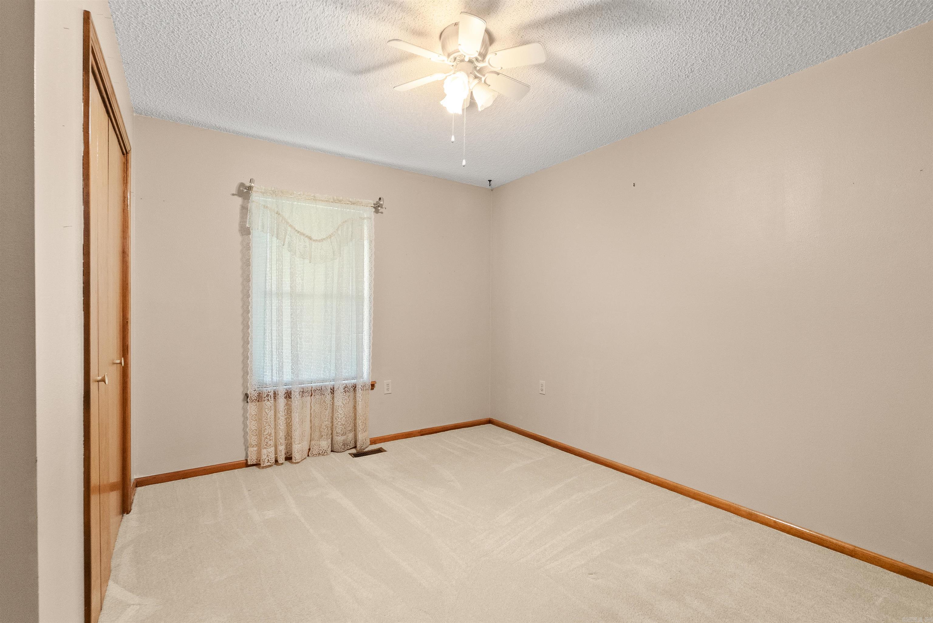 5 Payne Lane Property Photo 14