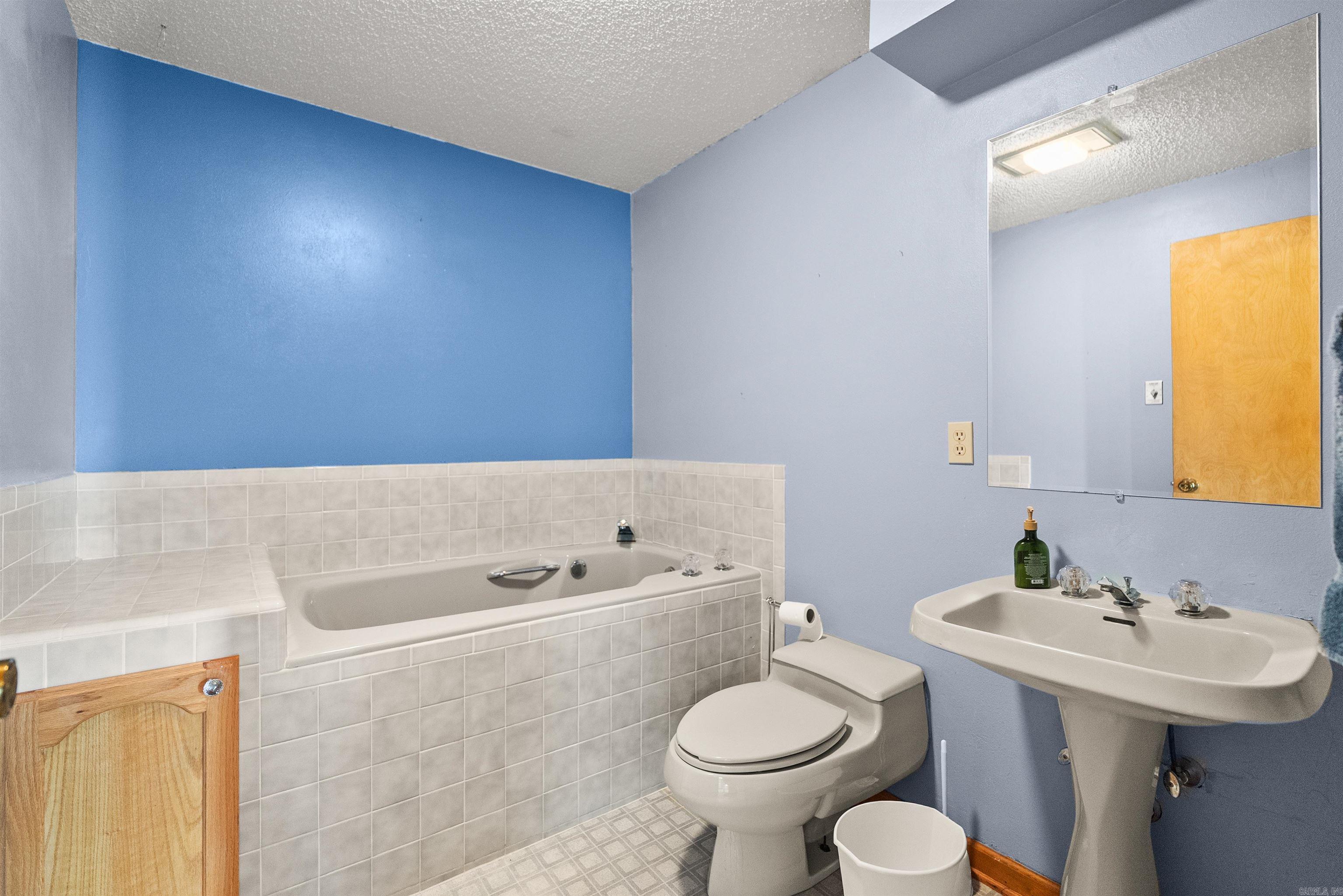 5 Payne Lane Property Photo 20
