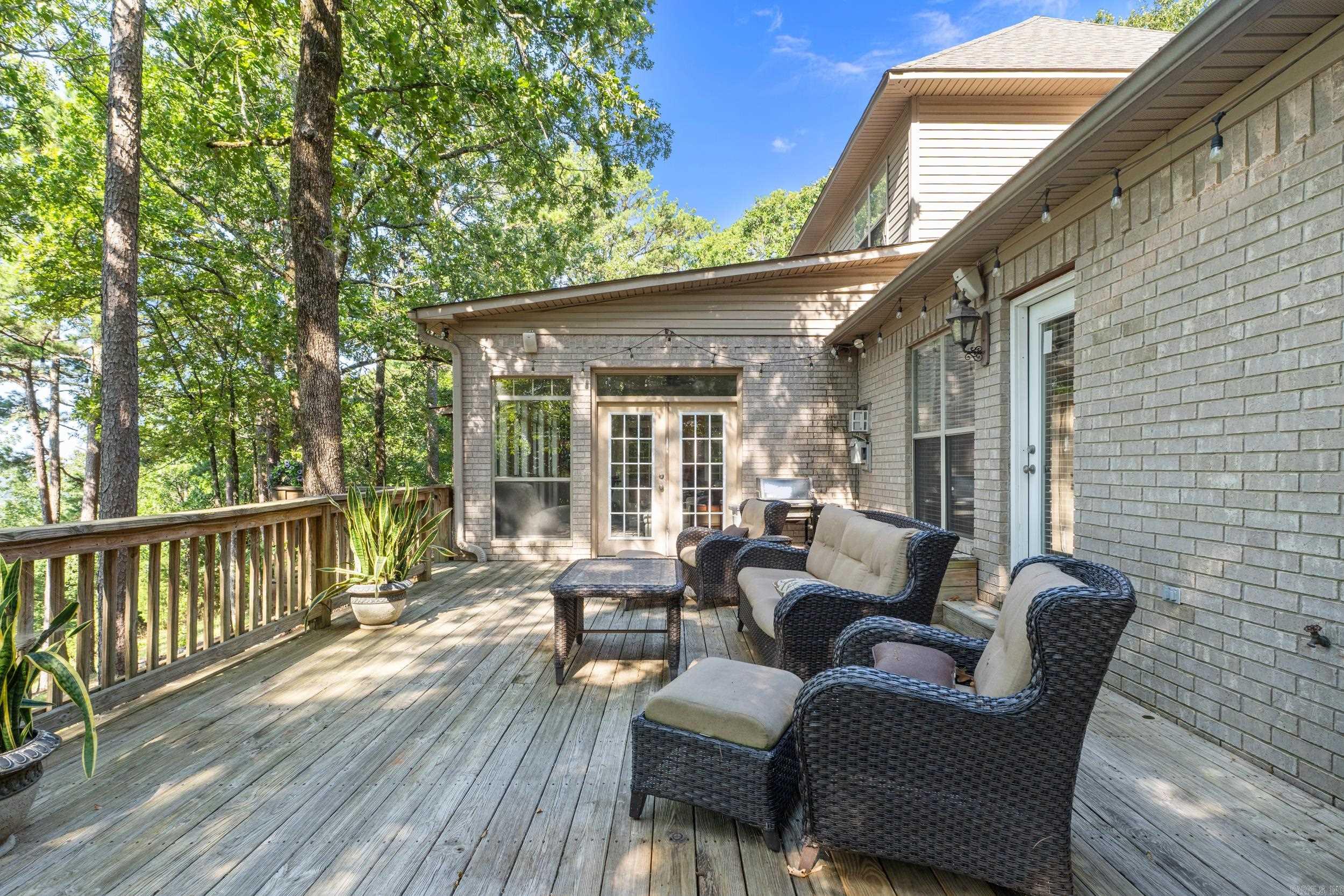 4135 Zachary Trail Property Photo 40