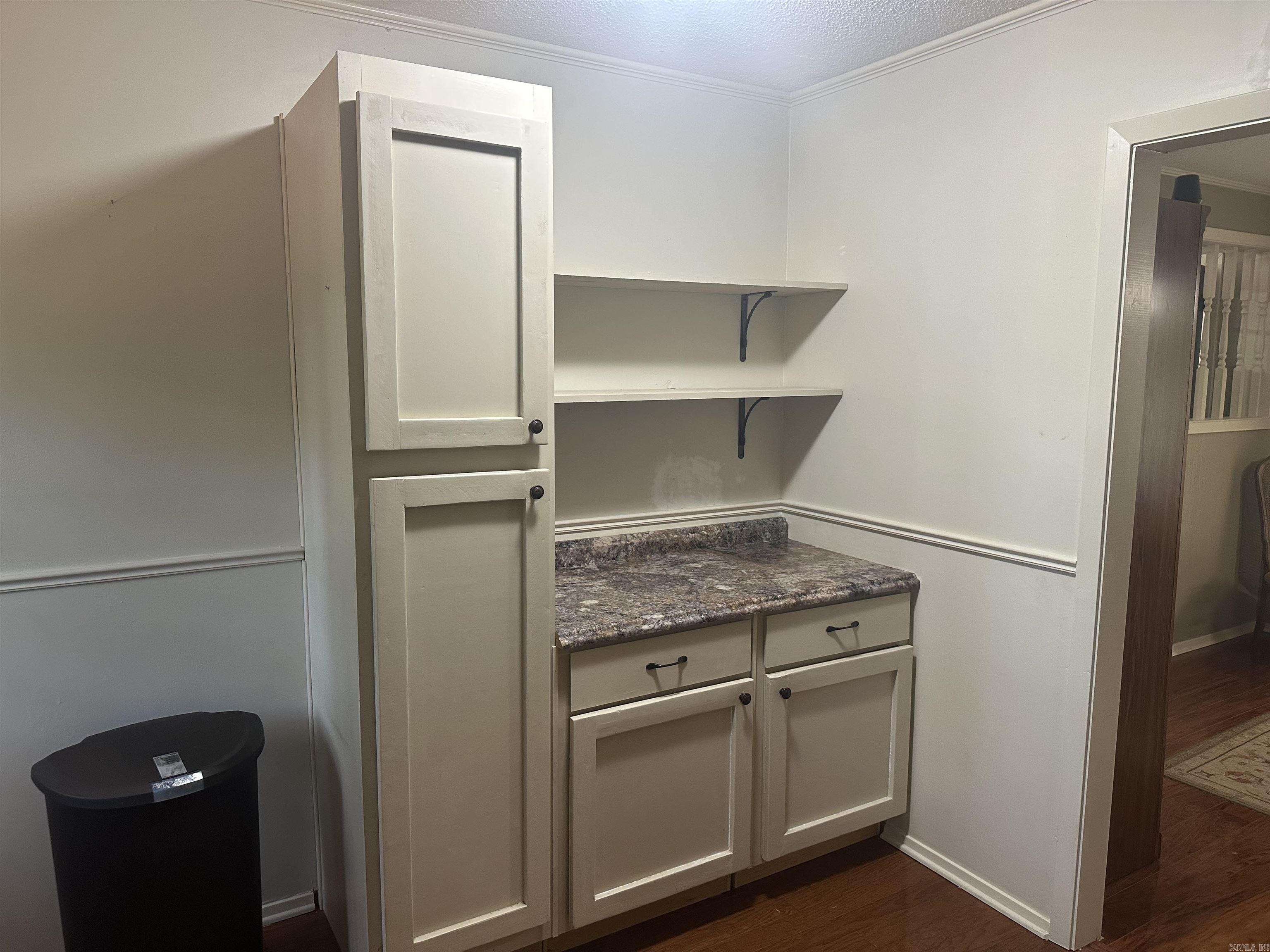 819 E Unity Road Property Photo 18