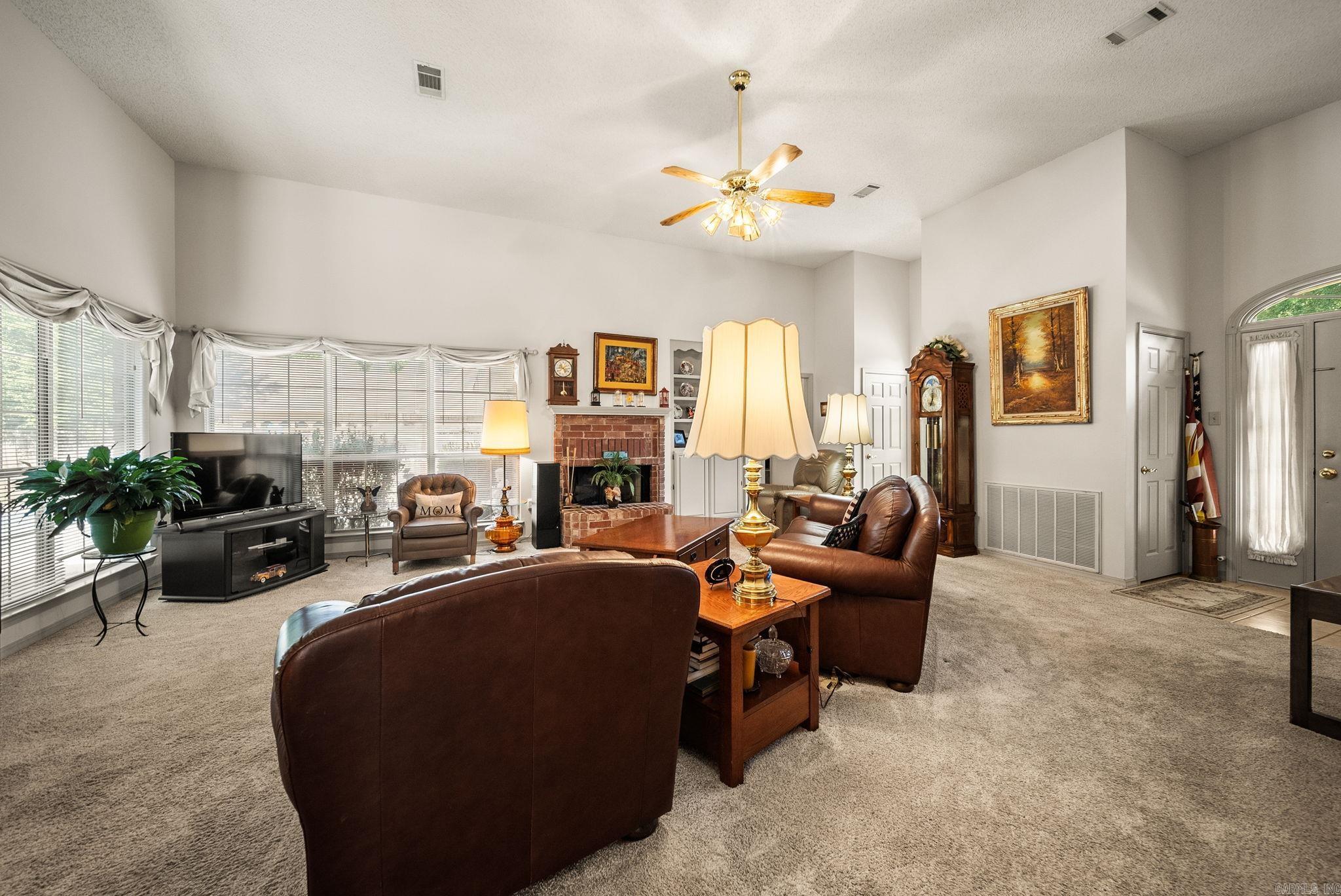 3045 St Charles Drive Property Photo 10