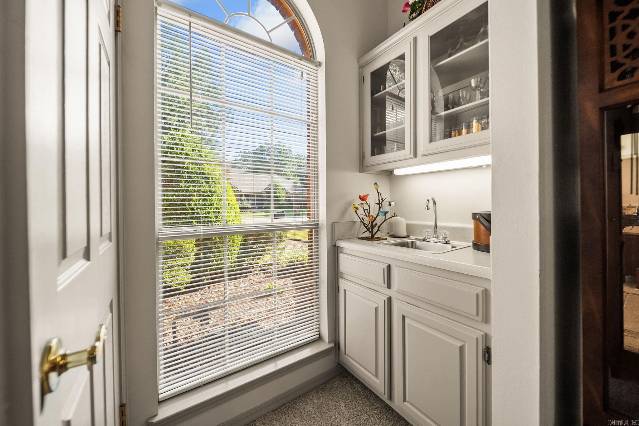 3045 St Charles Drive Property Photo 15