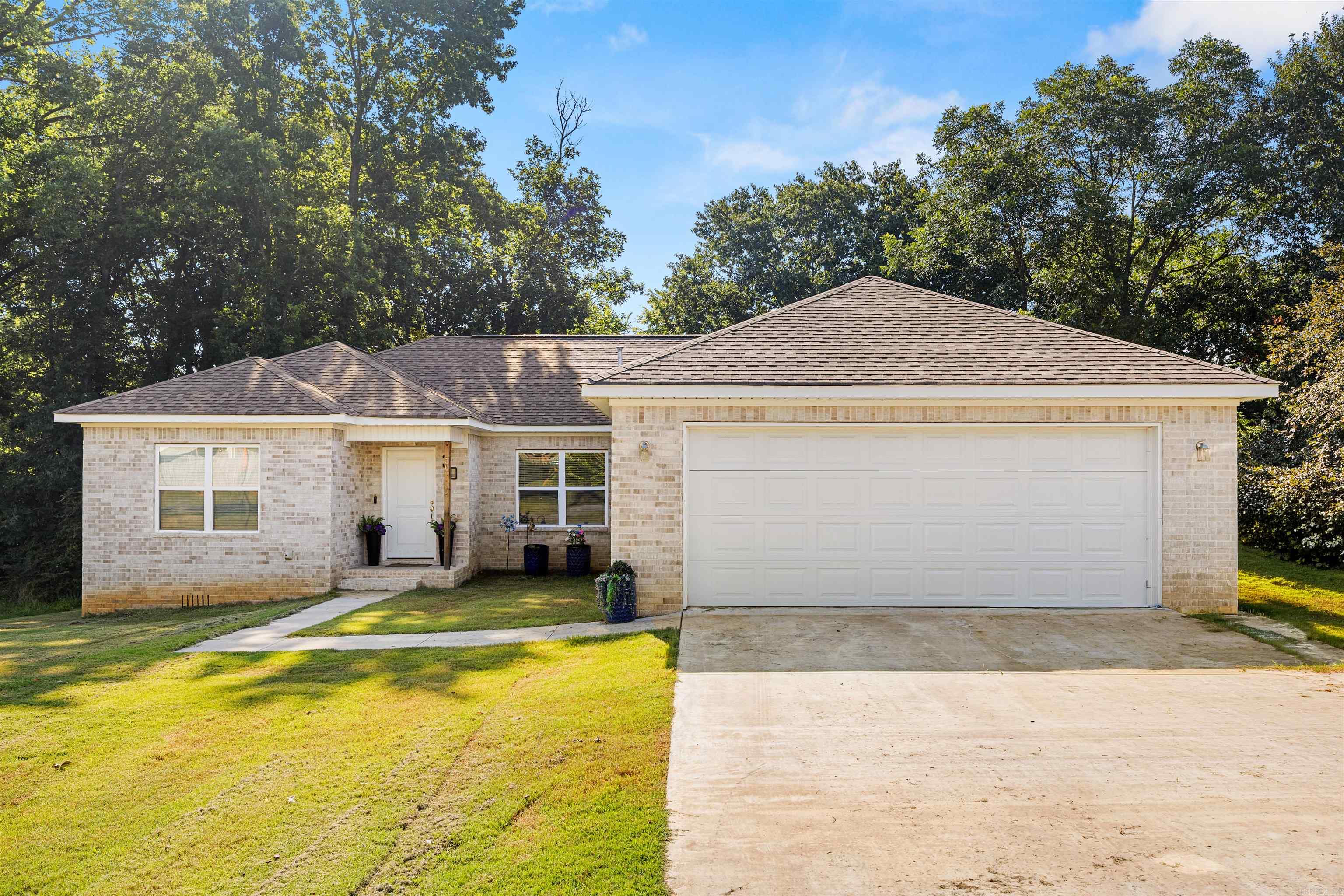 30 Ledrick Circle Property Photo 1