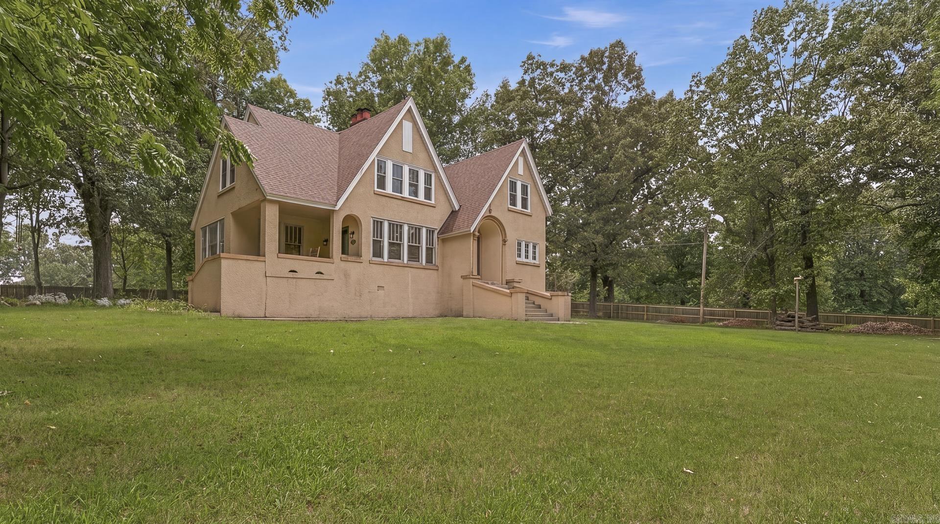 1304 Wirt Property Photo 3